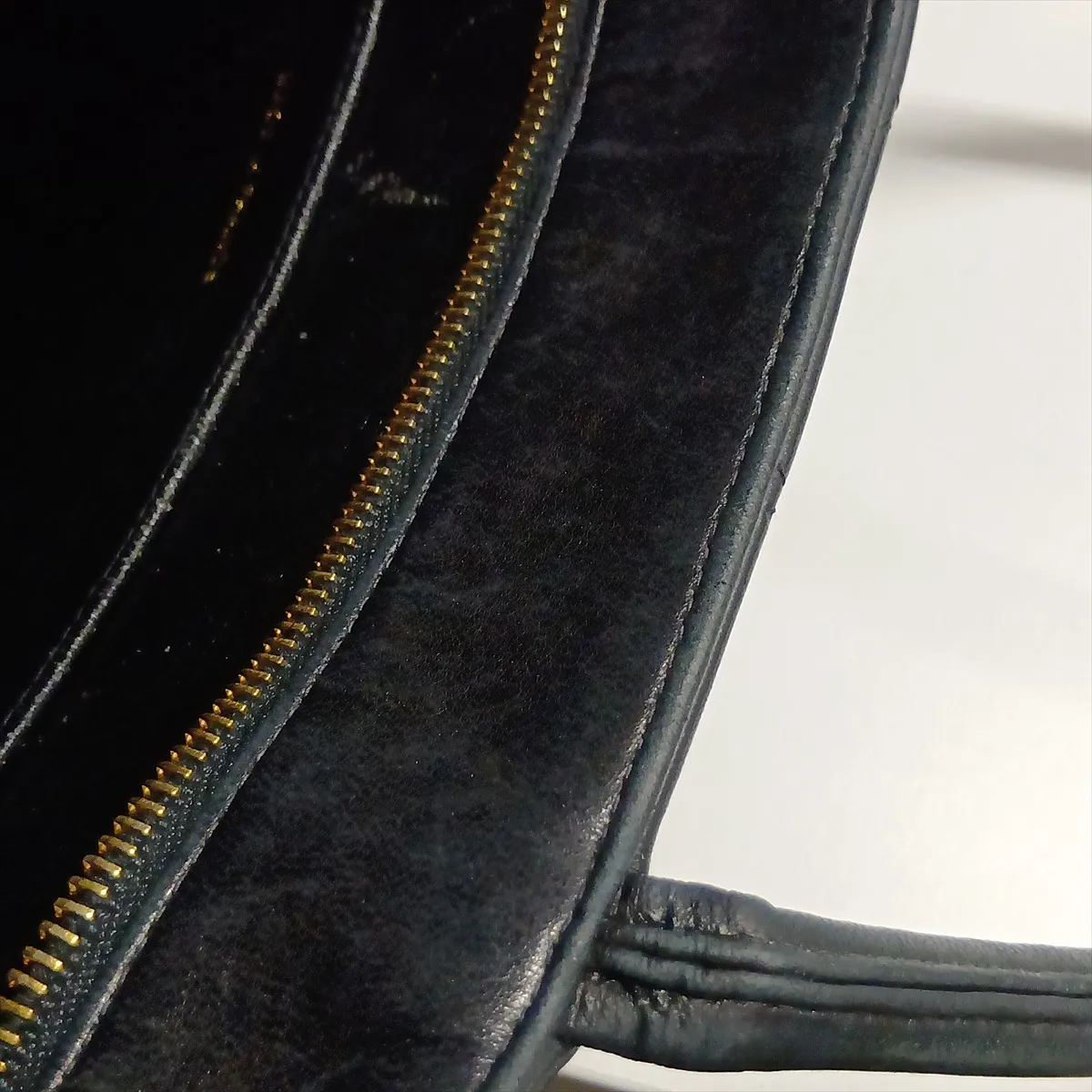 reissue lambskin tote bag, black with gold hardware, serial number unclear, in the 4th range. — view 15