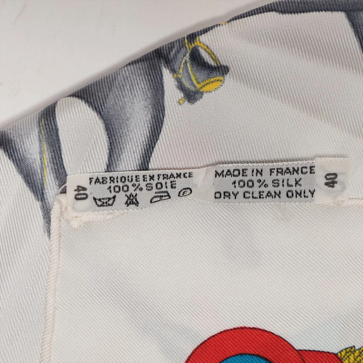 Carre 90 L'ARMEE IMPERIALE RUSSE Russian Military Museum Scarf Silk White — view 6