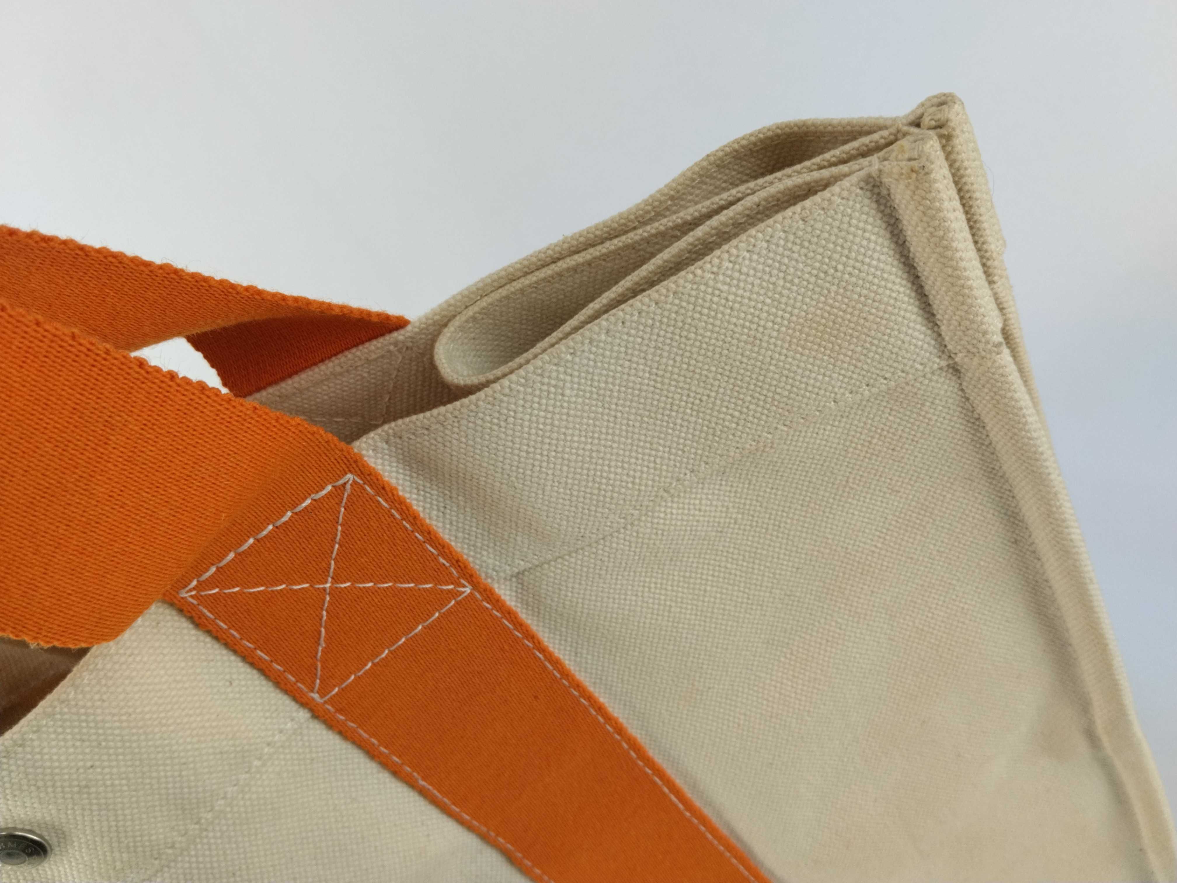 Bora GM Canvas Tote Bag — view 7