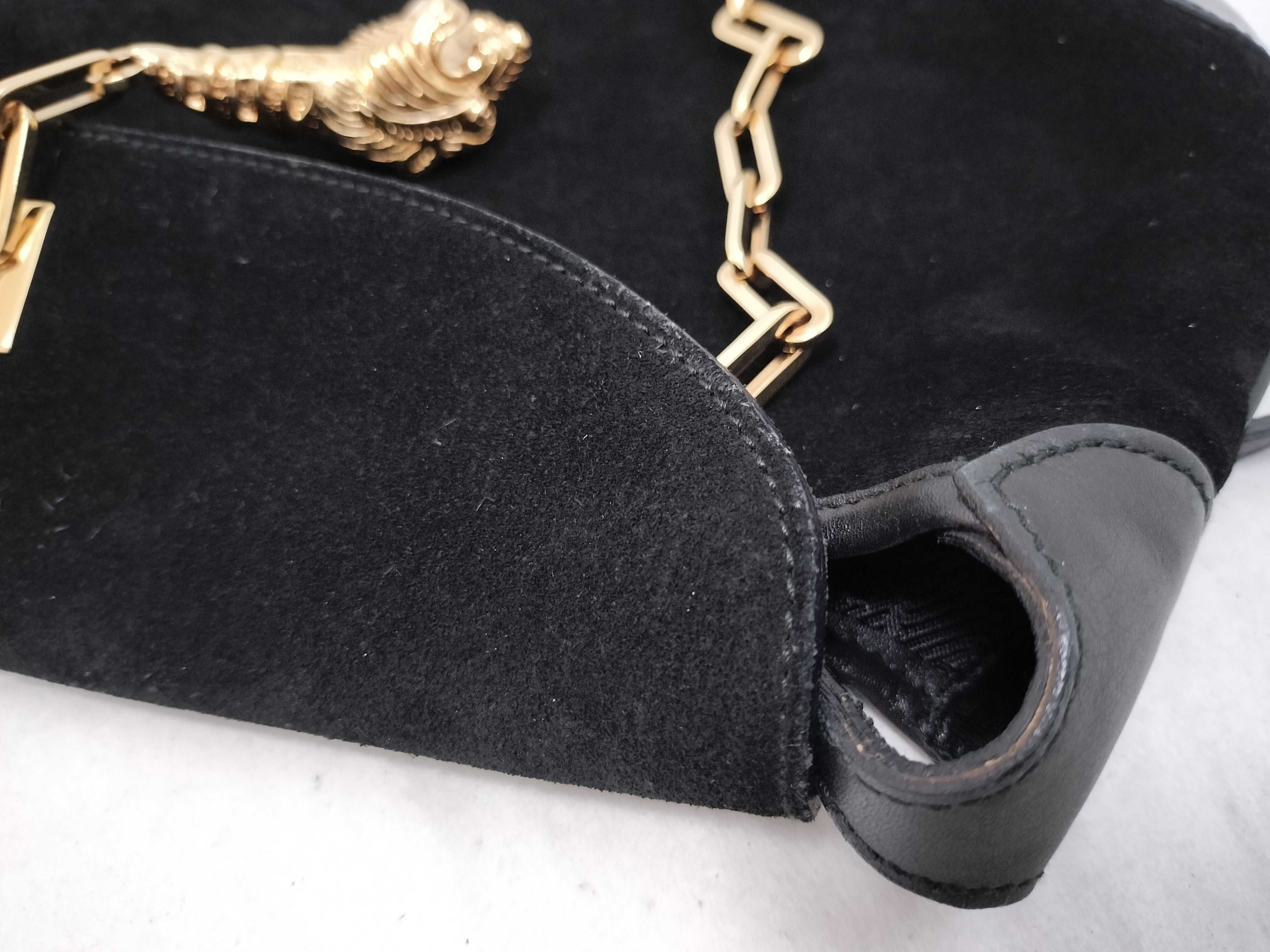 Panther Chain One-Shoulder Bag, Suede Leather, Black Shoulder Bag — view 15
