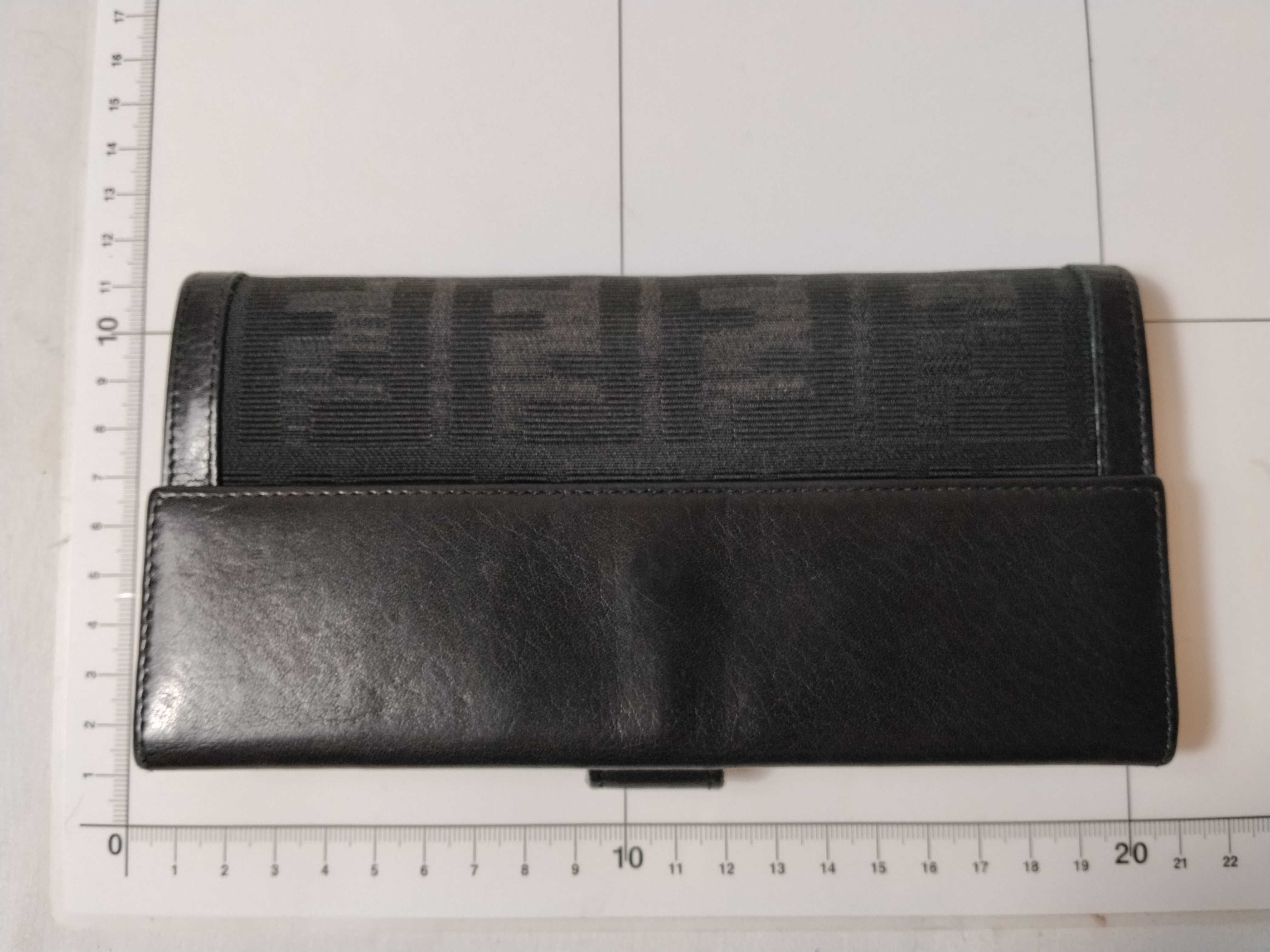 canvas wallet — view 2