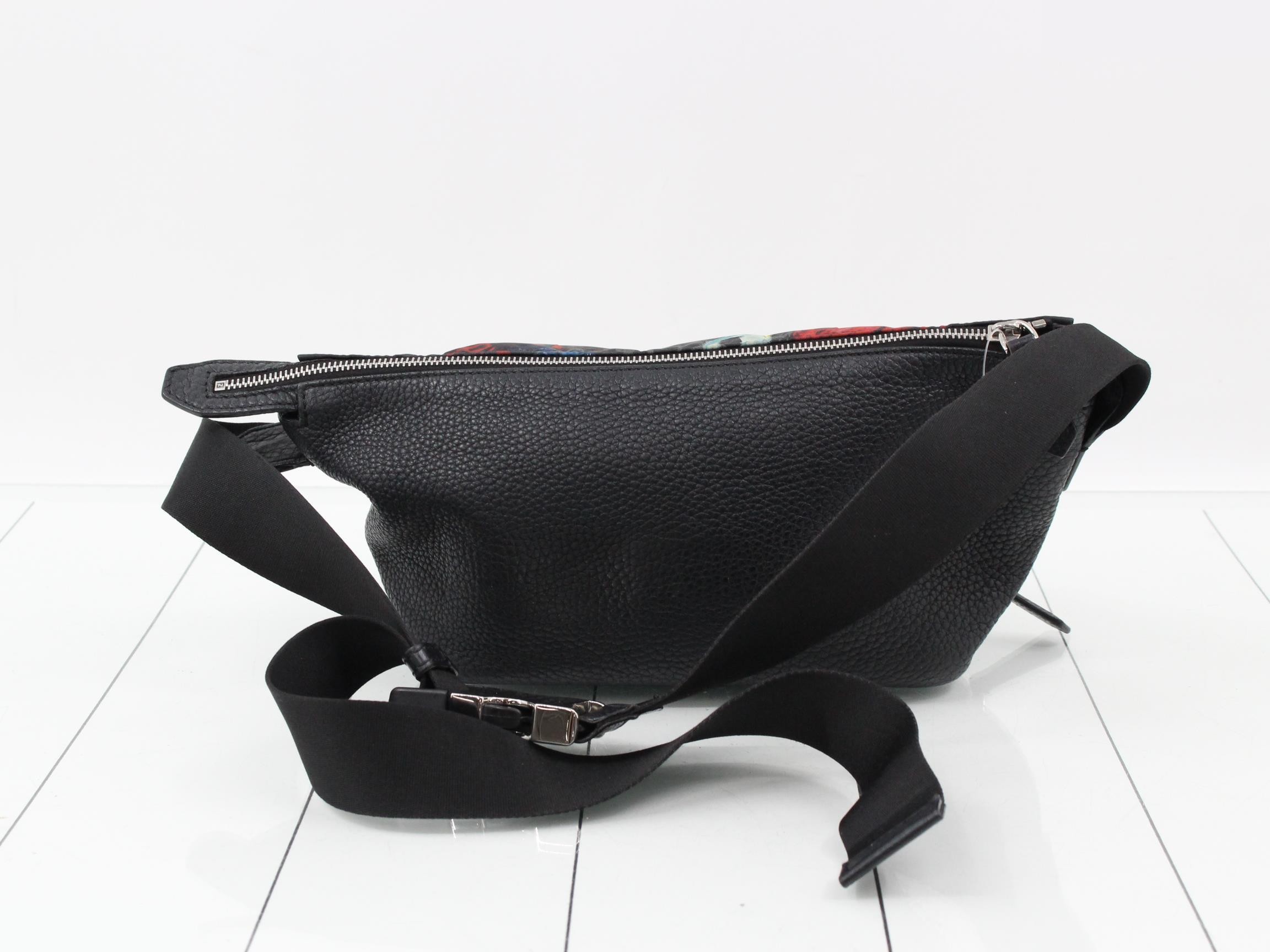 Other lines: Bags and waist bags — view 2