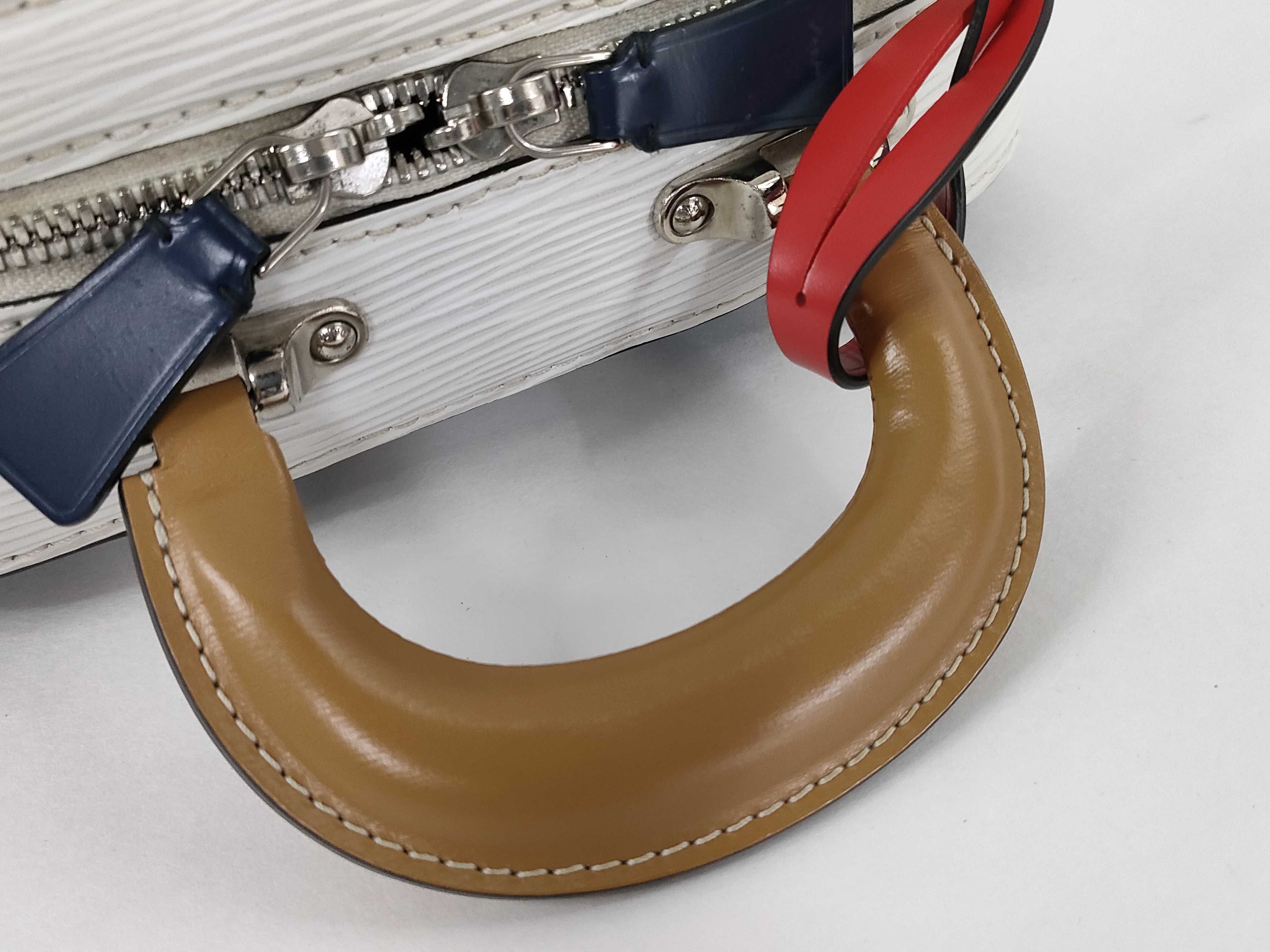 Epi Leather Valisette BB Handbag for Women M55470 — view 3