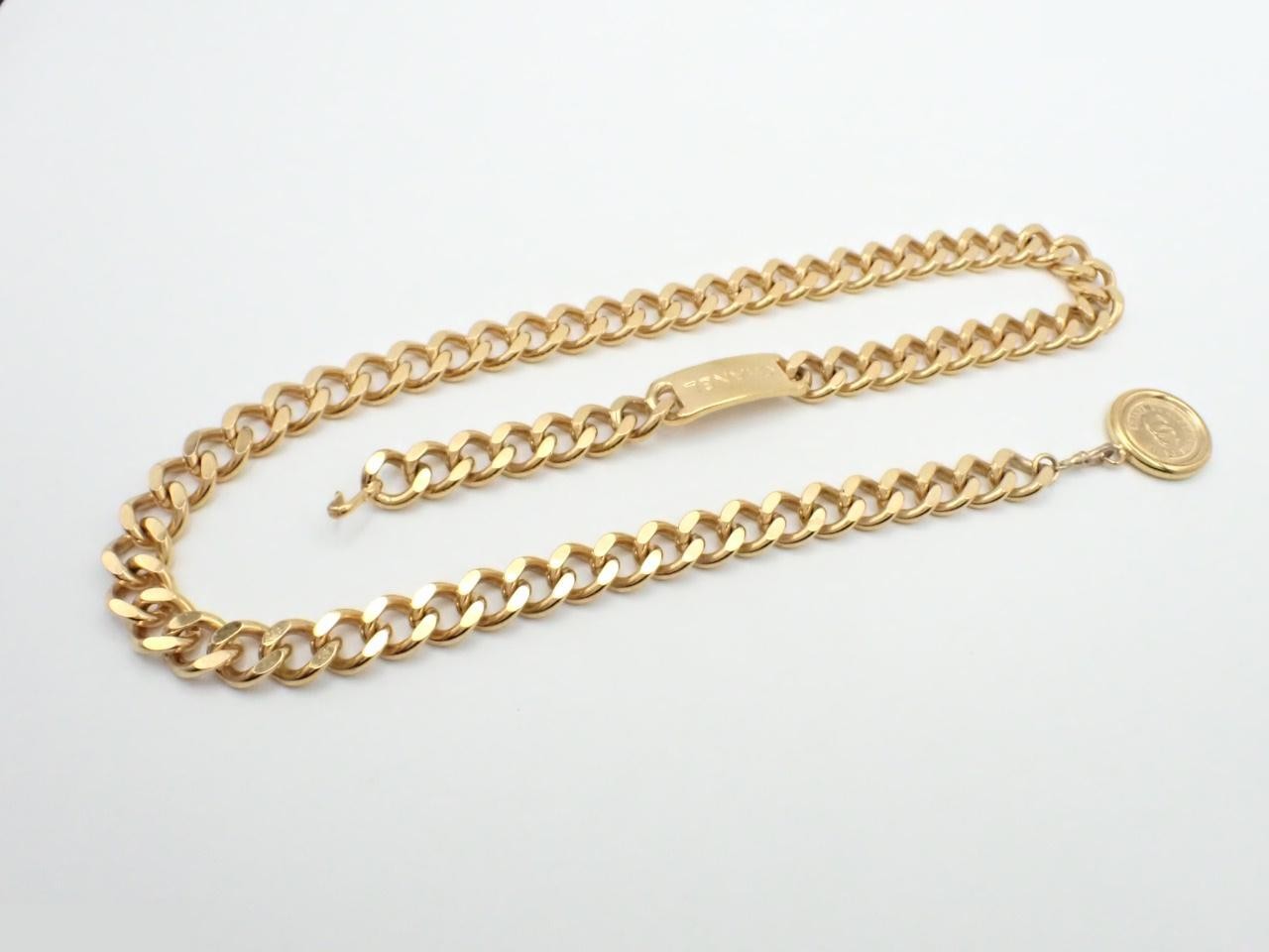 chain belt with coin and Coco Mark logo, 1.5cm wide, gold. — view 2