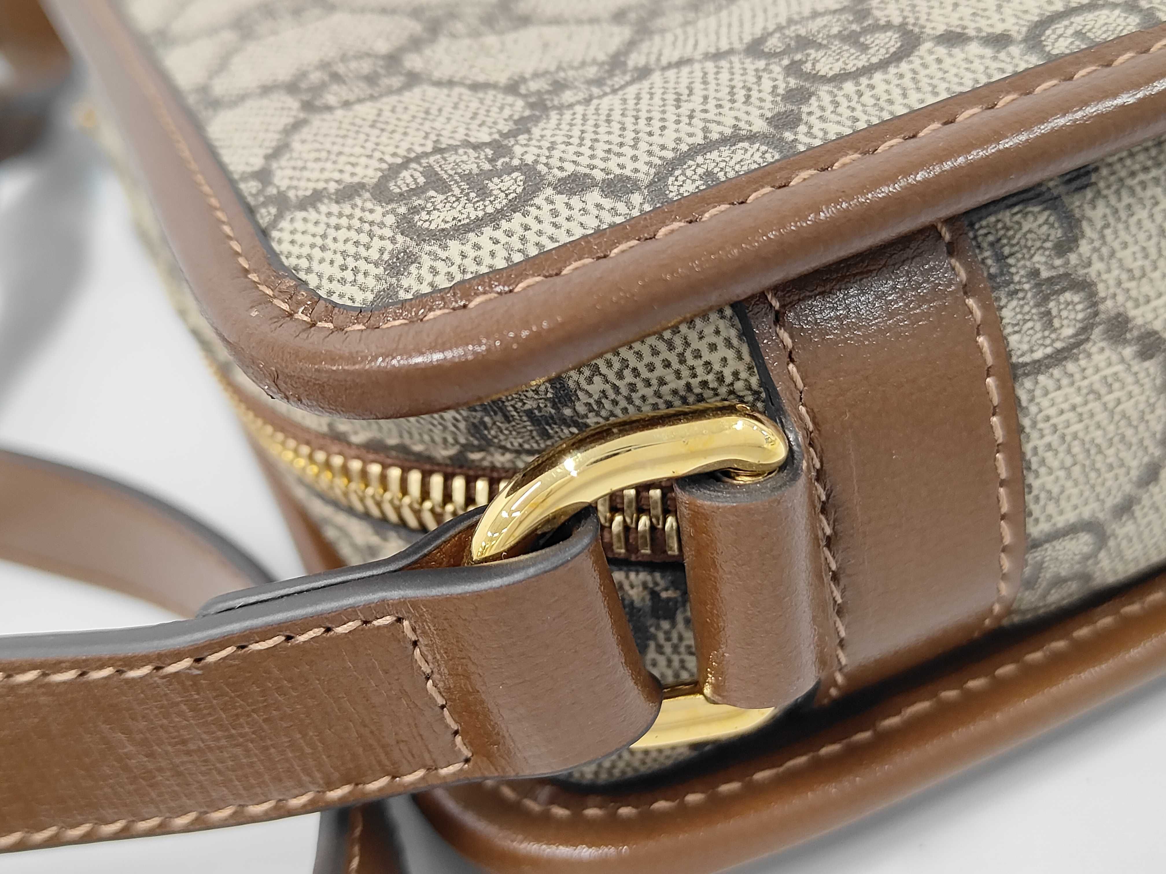 GG Supreme Camera Bag Shoulder Bag — view 6