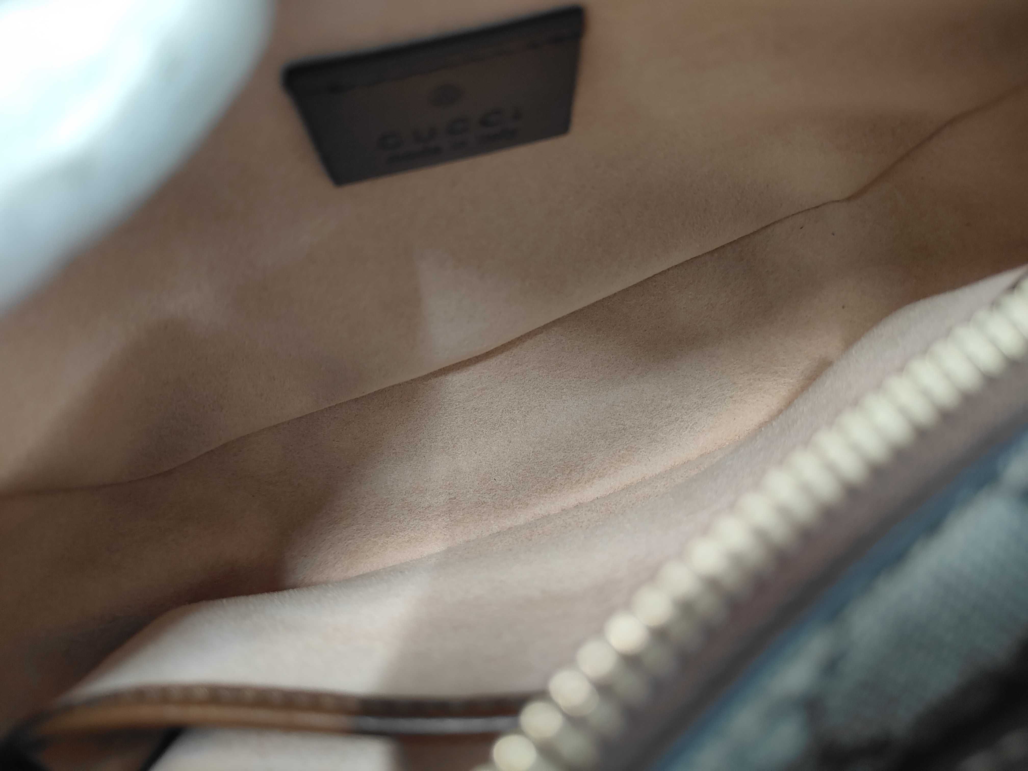 GG Supreme Camera Bag Shoulder Bag — view 9