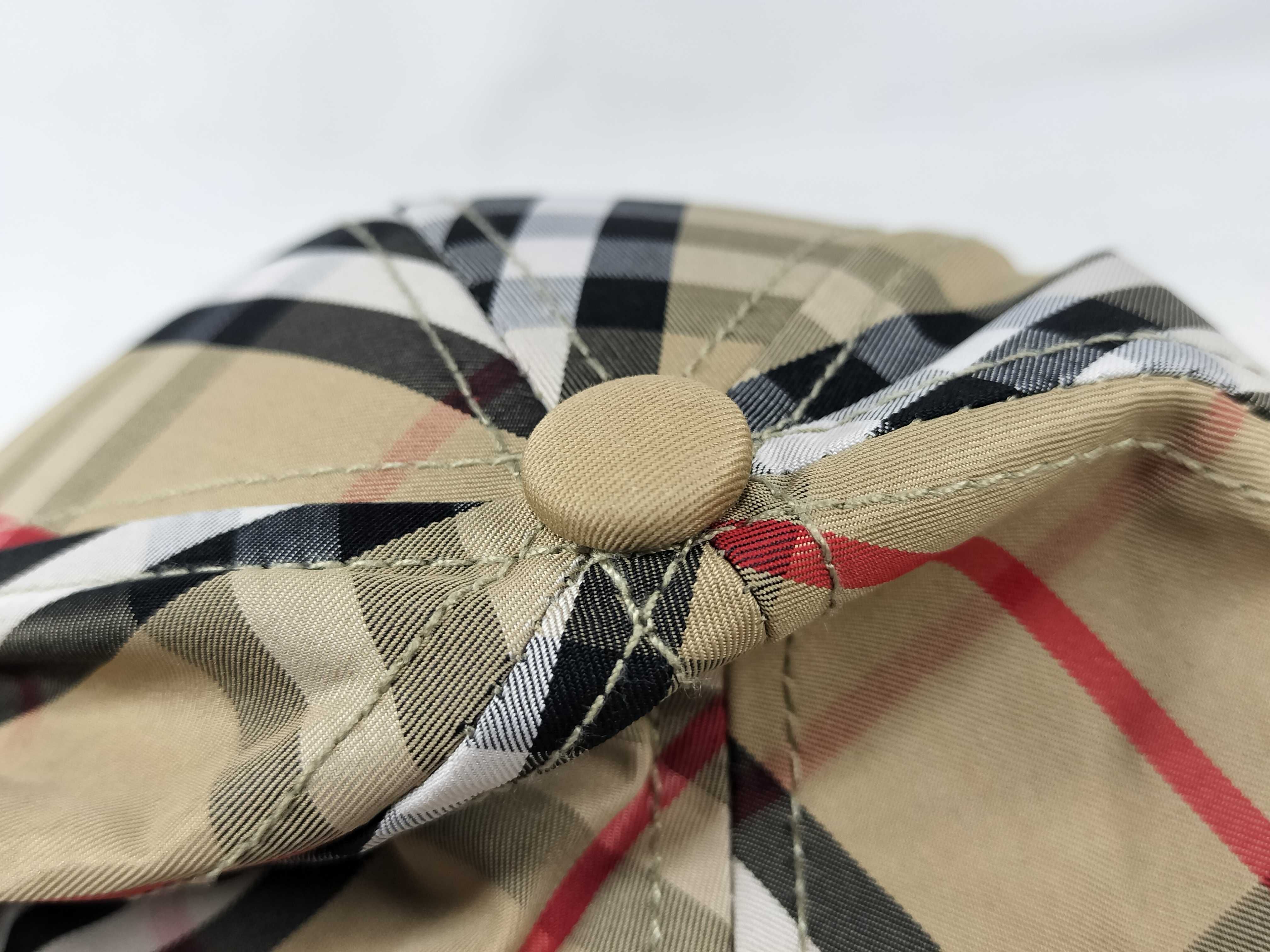 TB logo Nova check cap, beige, and other accessories. — view 9
