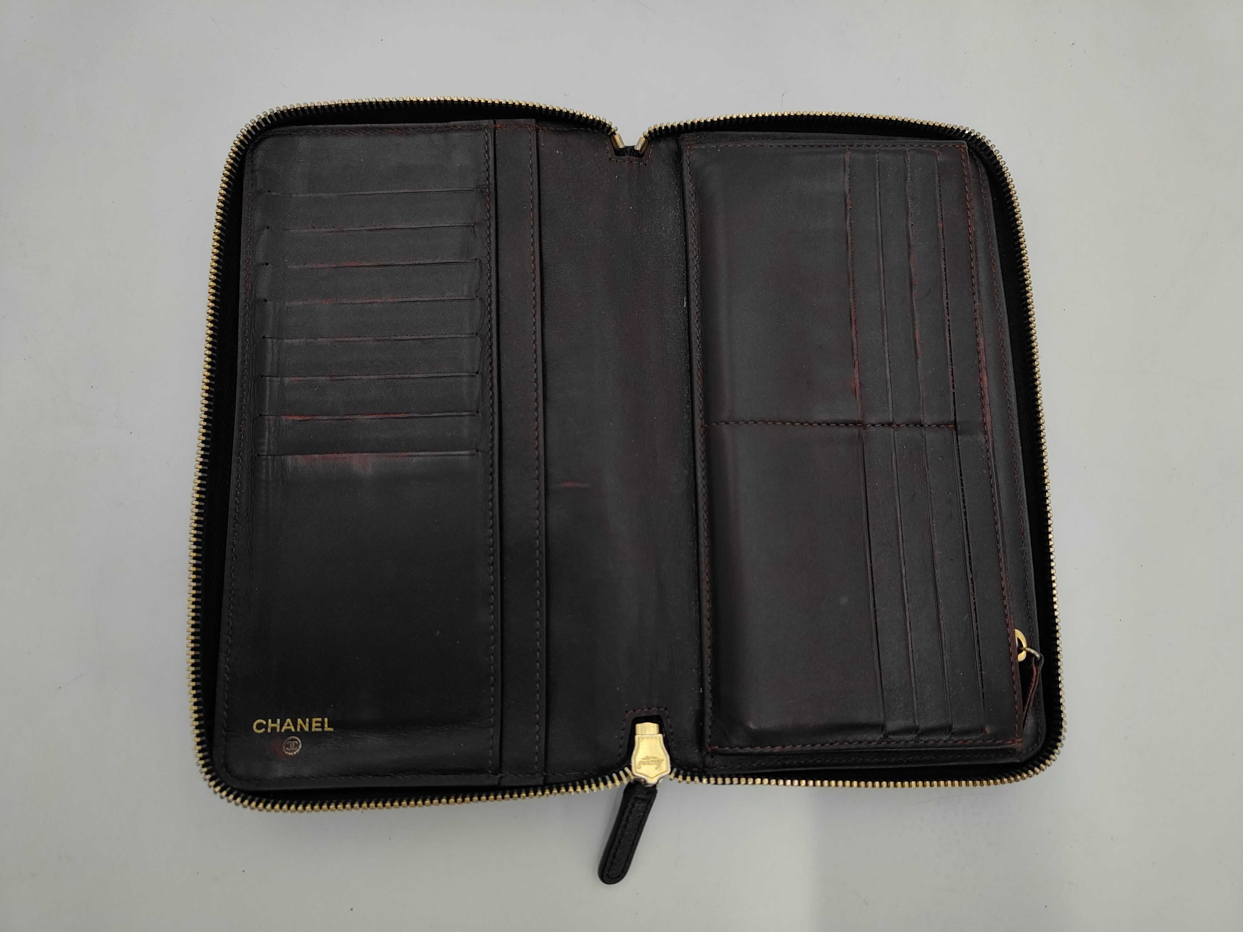 Matelassé Caviar Leather Wallet with Coco Mark, Black, with original seal. — view 4