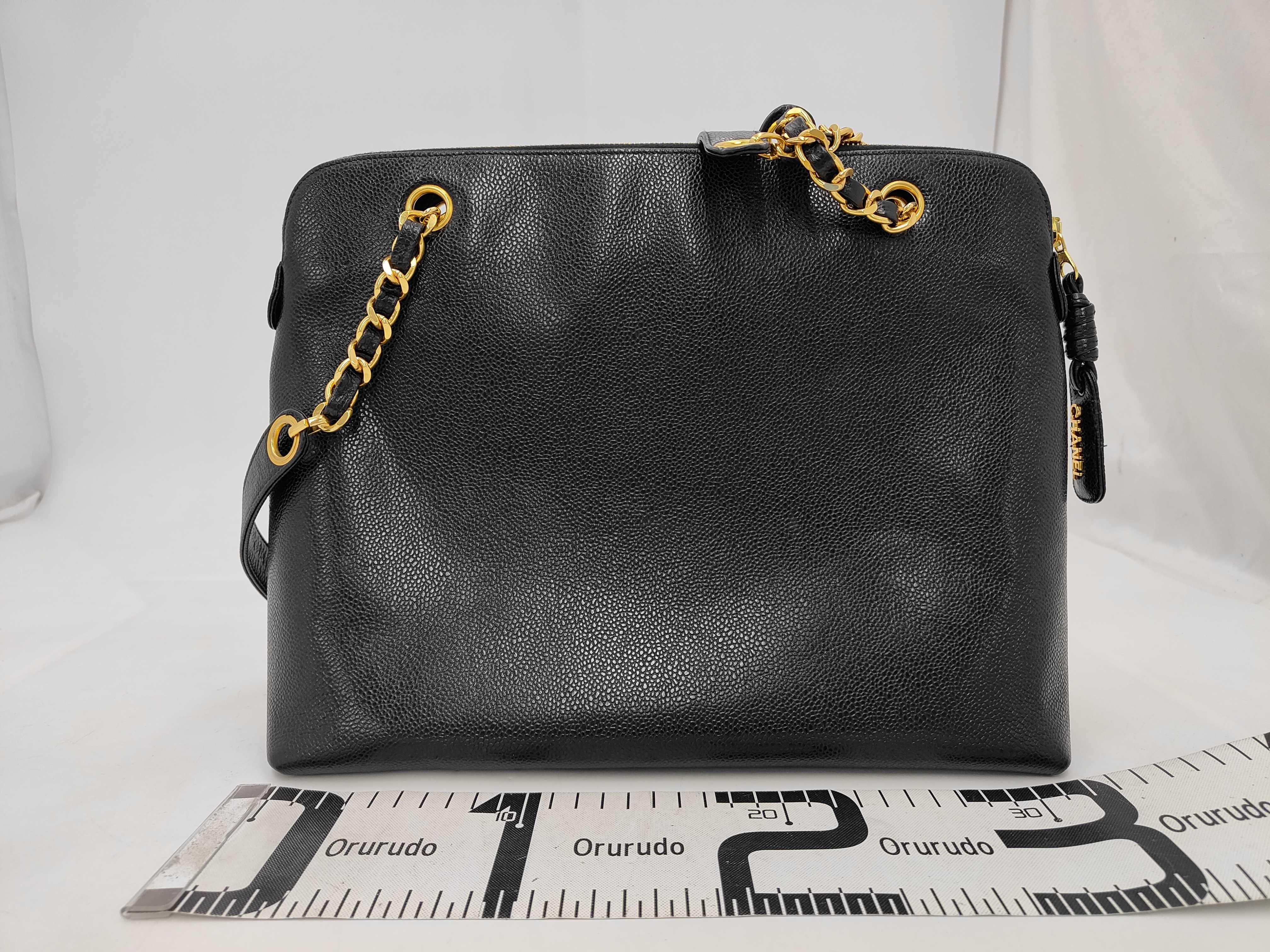 Caviar Turnlock Chain Shoulder Bag — view 2
