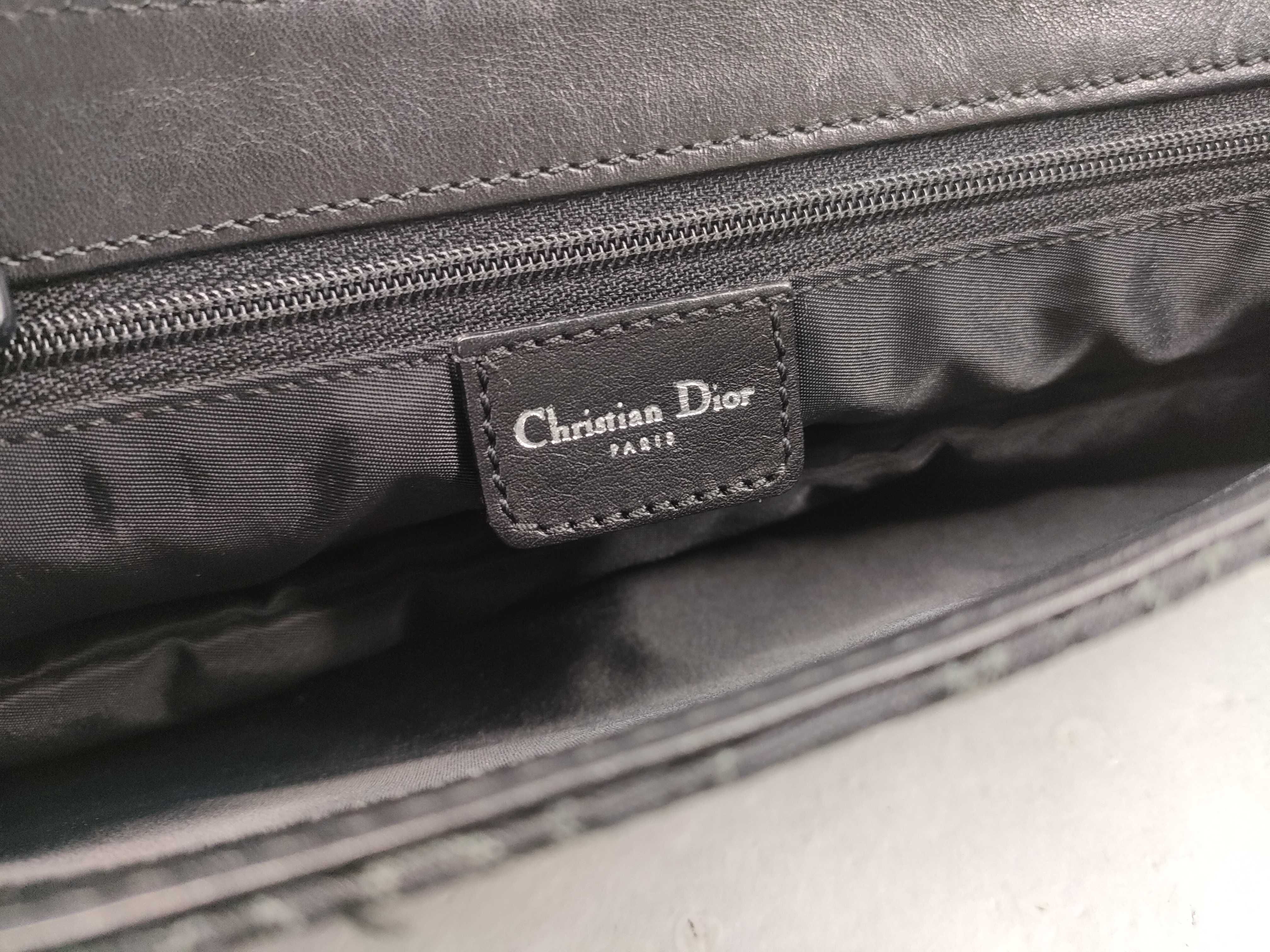 Trotter Street Chic Logo Hardware Shoulder Bag — view 15
