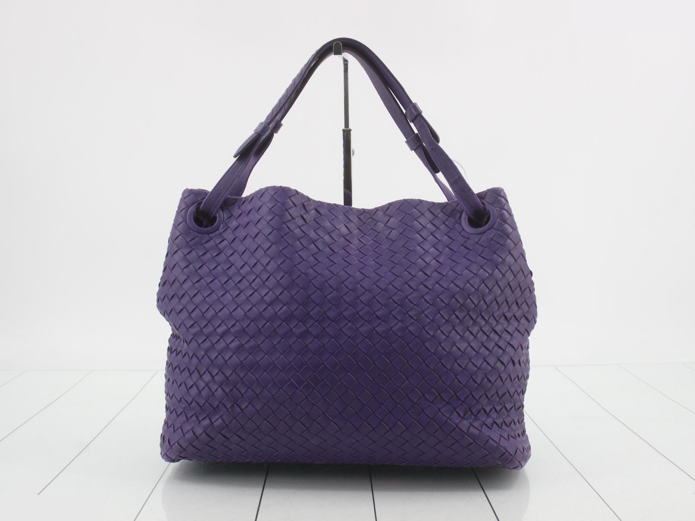 Intrecciato Garda Shoulder Bag — view 2