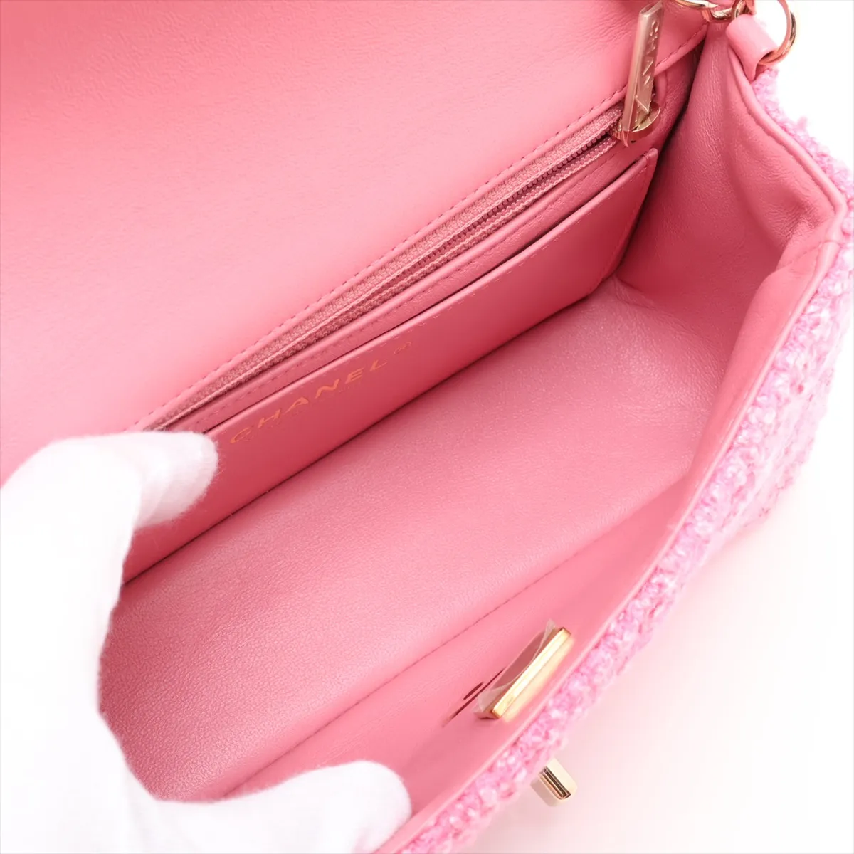 [Individually packaged] Chanel Mini Matelassé 20 Tweed Single Flap Single Chain Bag, Pink with Gold Hardware, UA956XX3, Random Plate, A69900 — view 6
