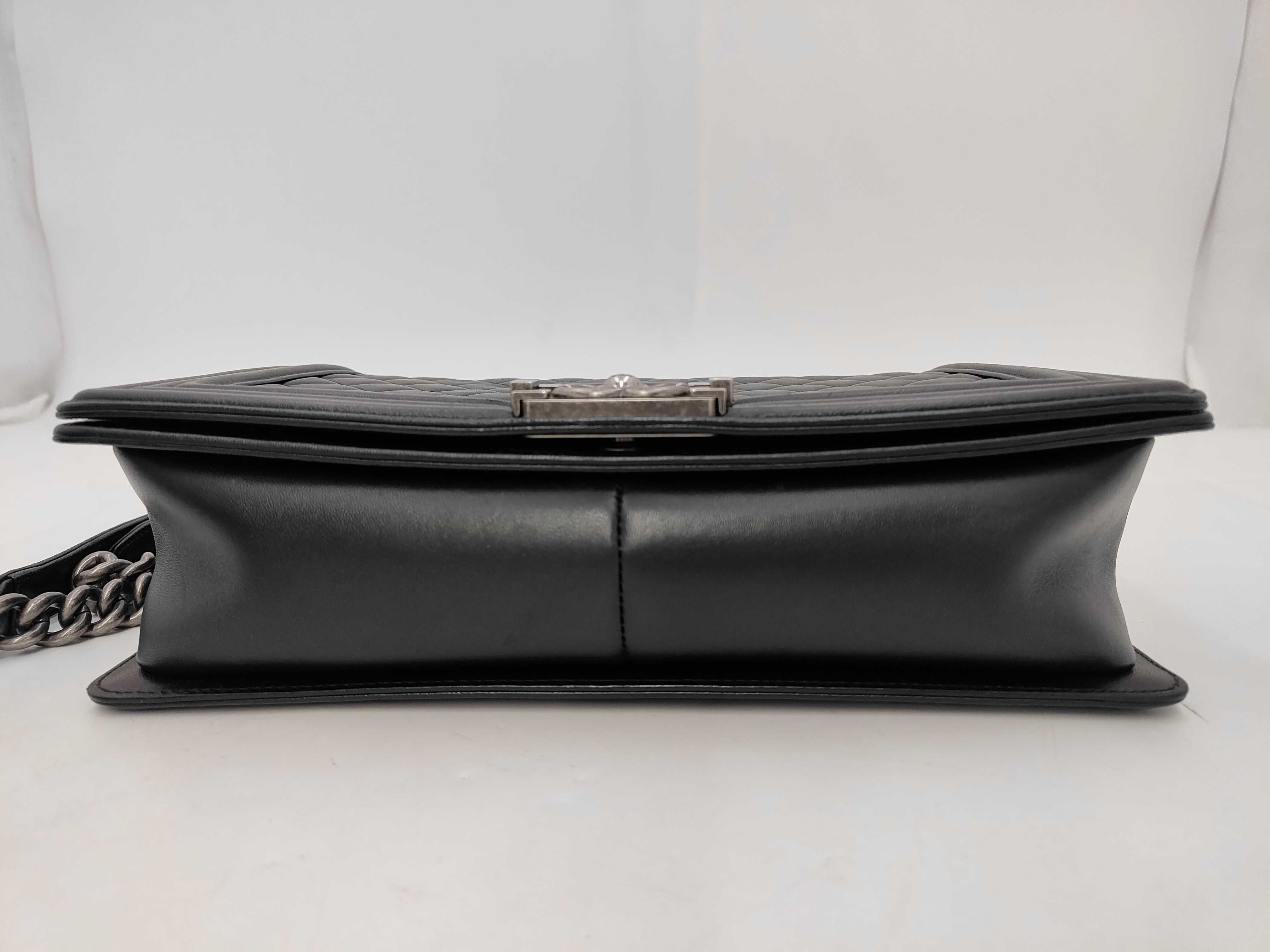 Boy Chanel Chain Shoulder Bag — view 7