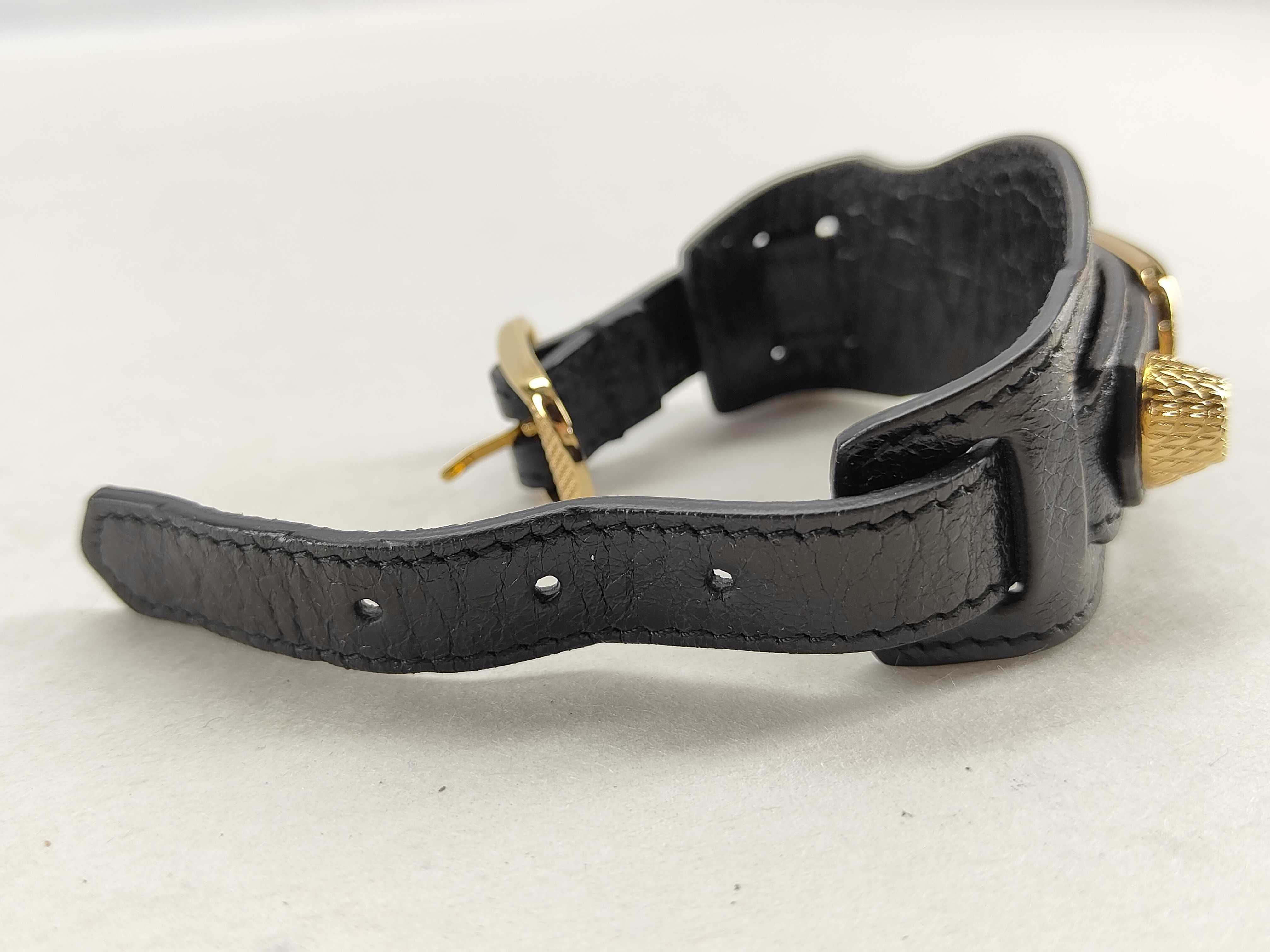Bracelet with Box - Bracelet/Bangle — view 8