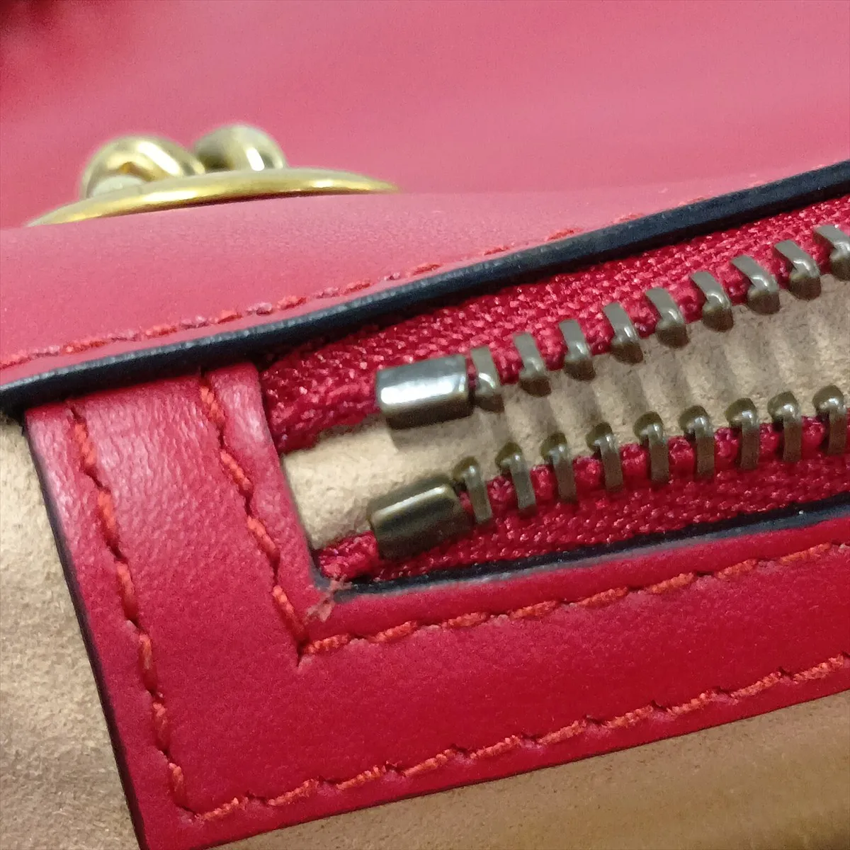 GG Marmont 443497 Leather Chain Shoulder Bag, Red — view 9
