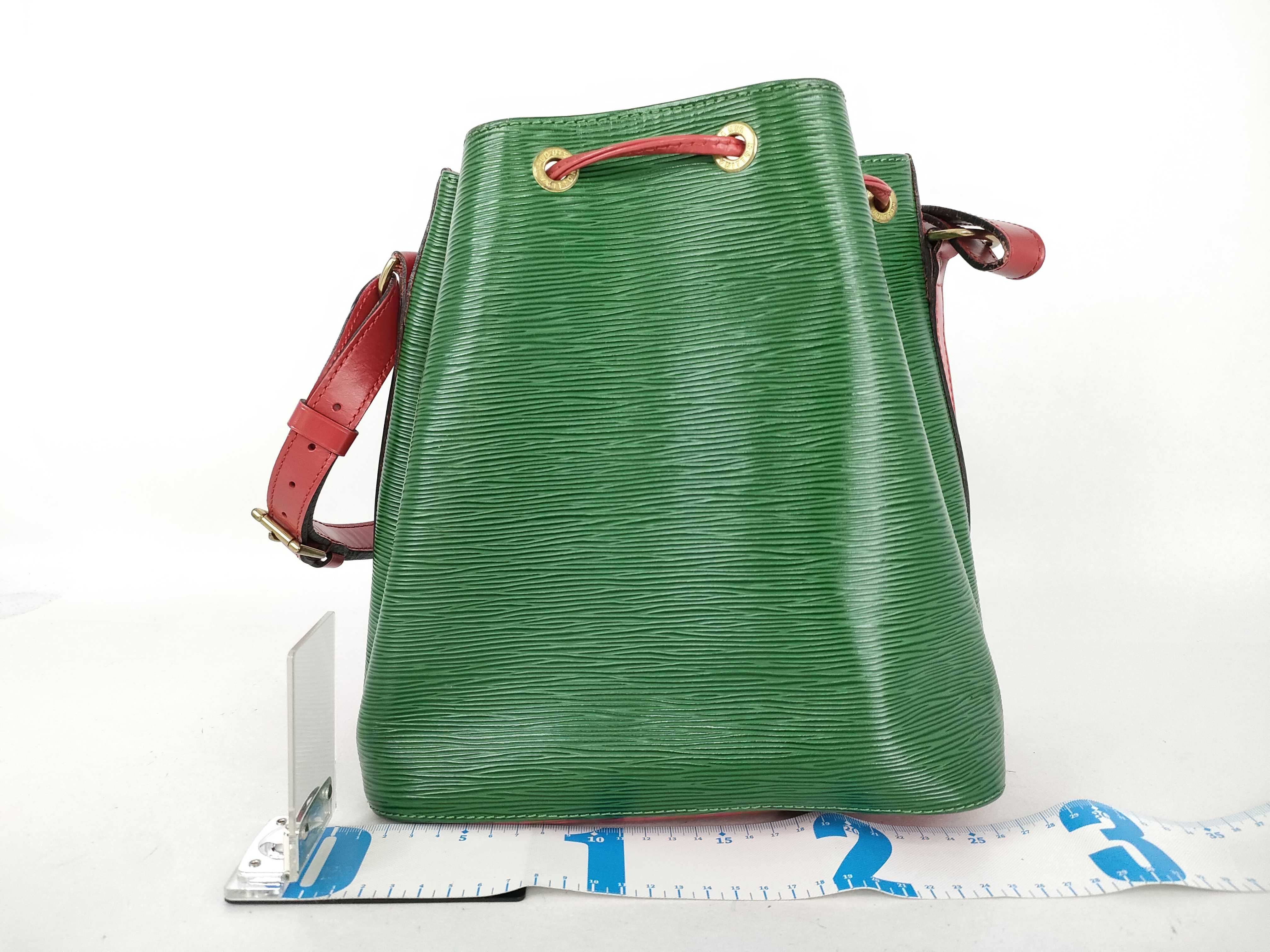 Epi LV Petit Noé Epi Leather Shoulder Bag M44147/AR0974 — view 2