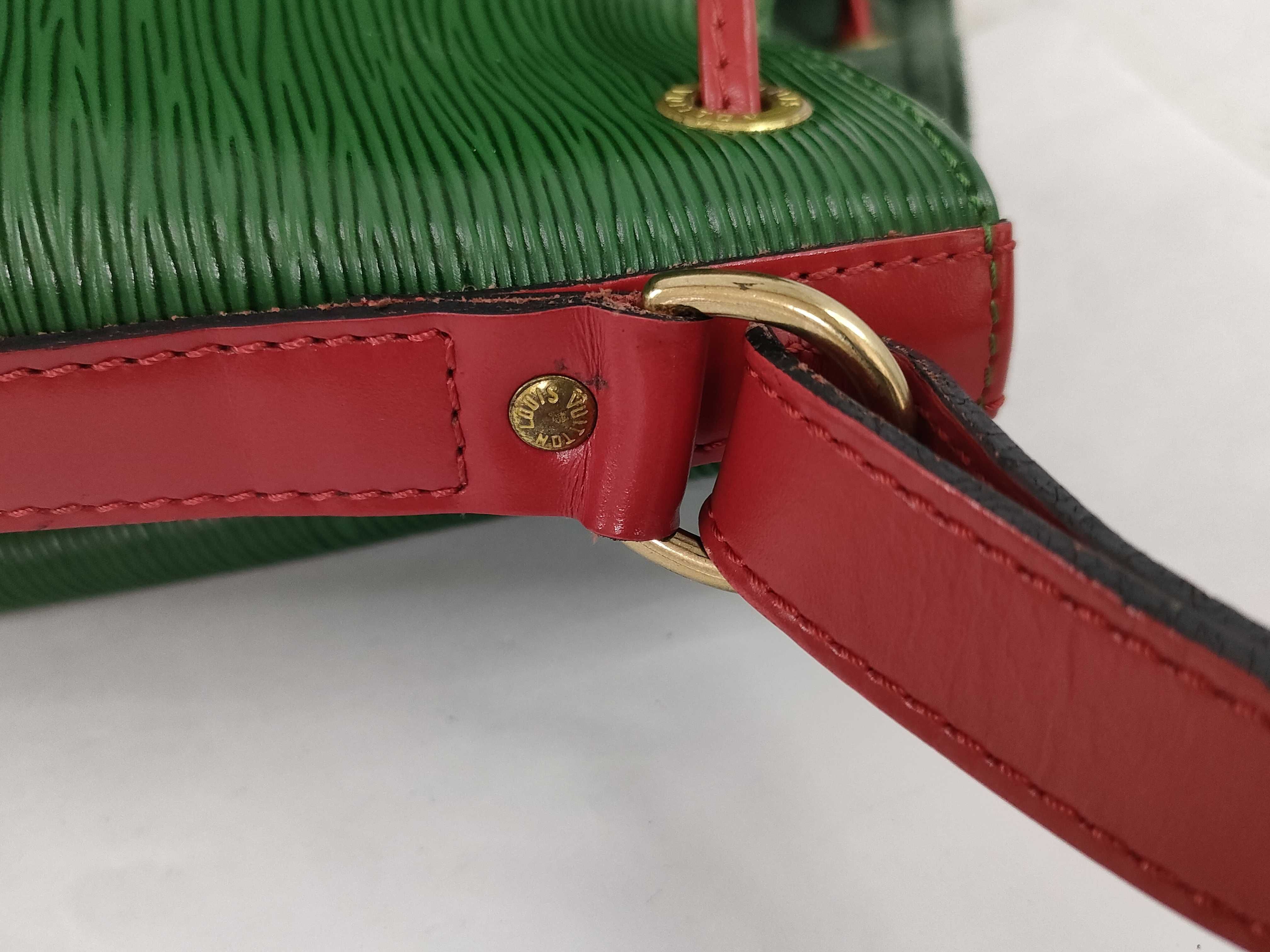 Epi LV Petit Noé Epi Leather Shoulder Bag M44147/AR0974 — view 5