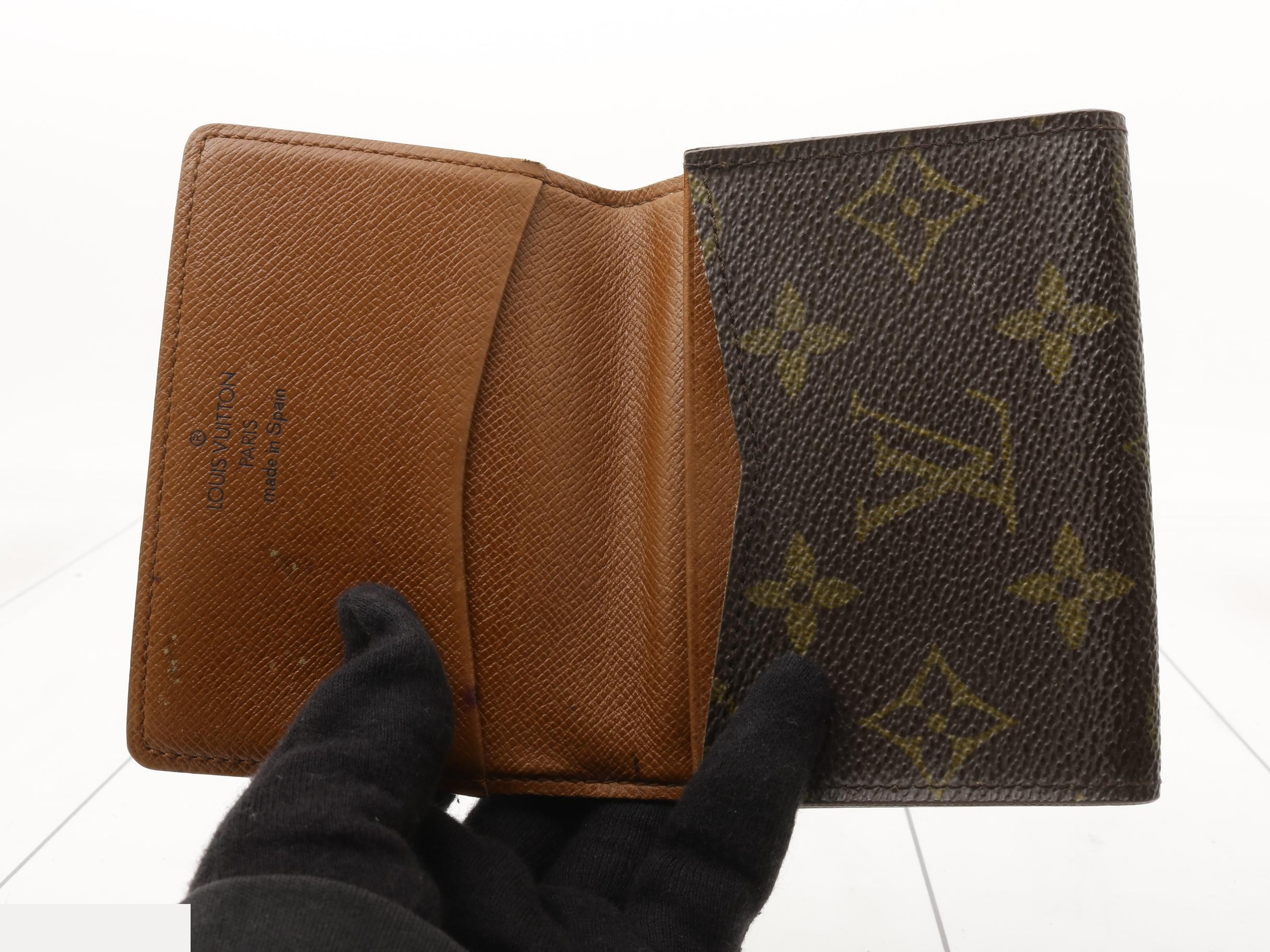 Card case — view 4