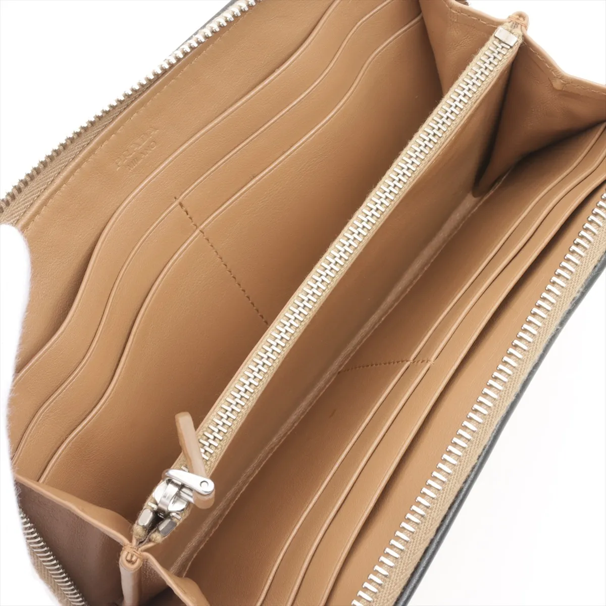 leather round zip wallet beige — view 3