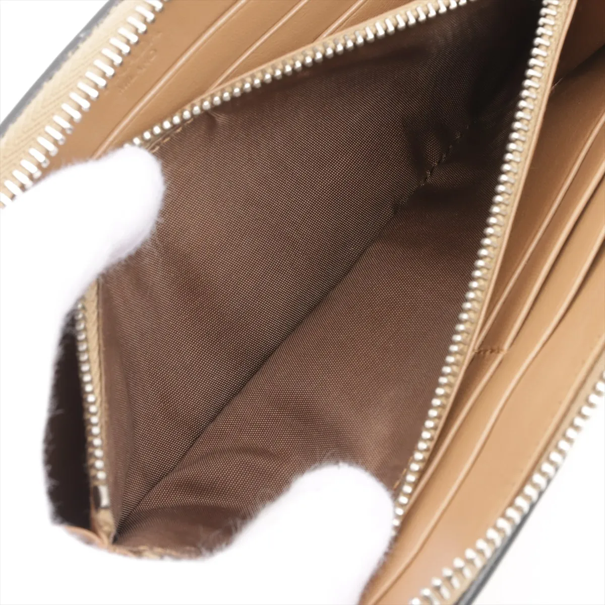 leather round zip wallet beige — view 7