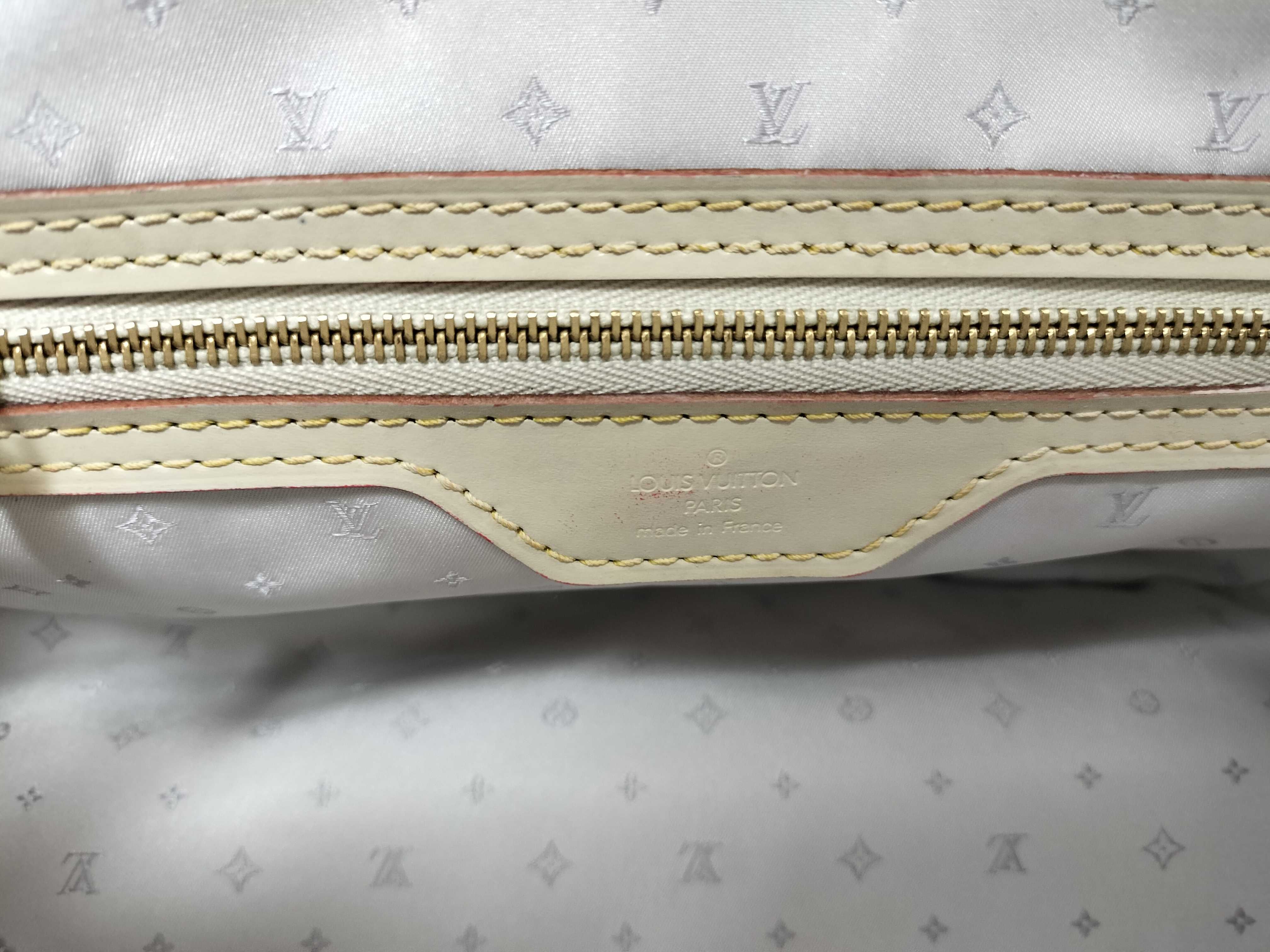Suhali Confidant Shoulder Bag M91782 Handbag — view 11