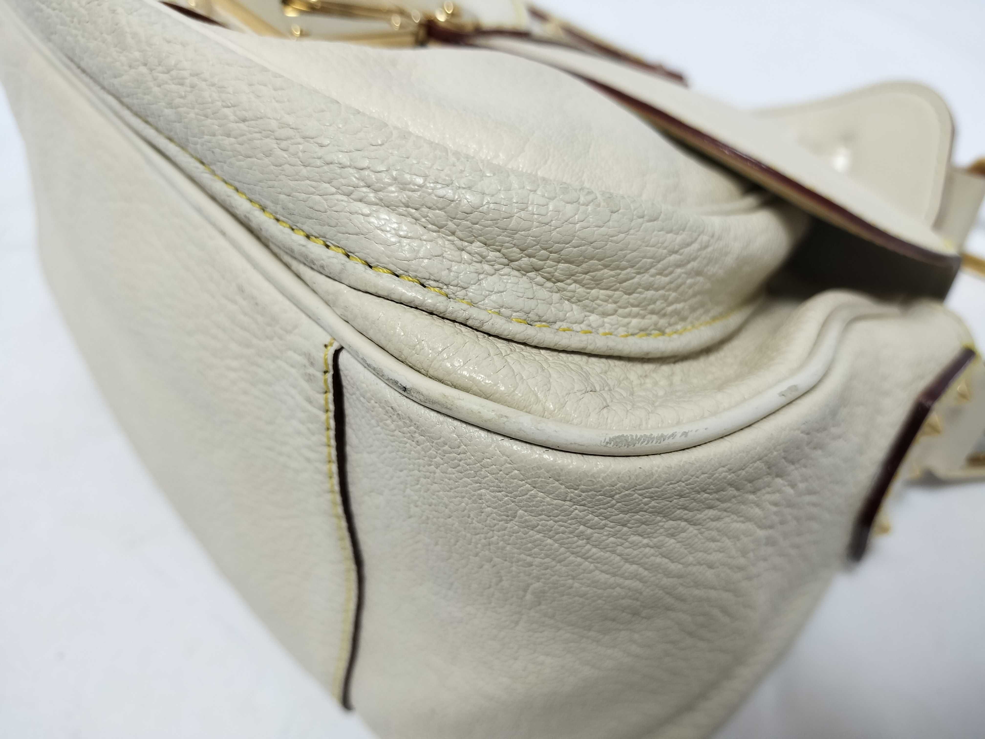 Suhali Confidant Shoulder Bag M91782 Handbag — view 7