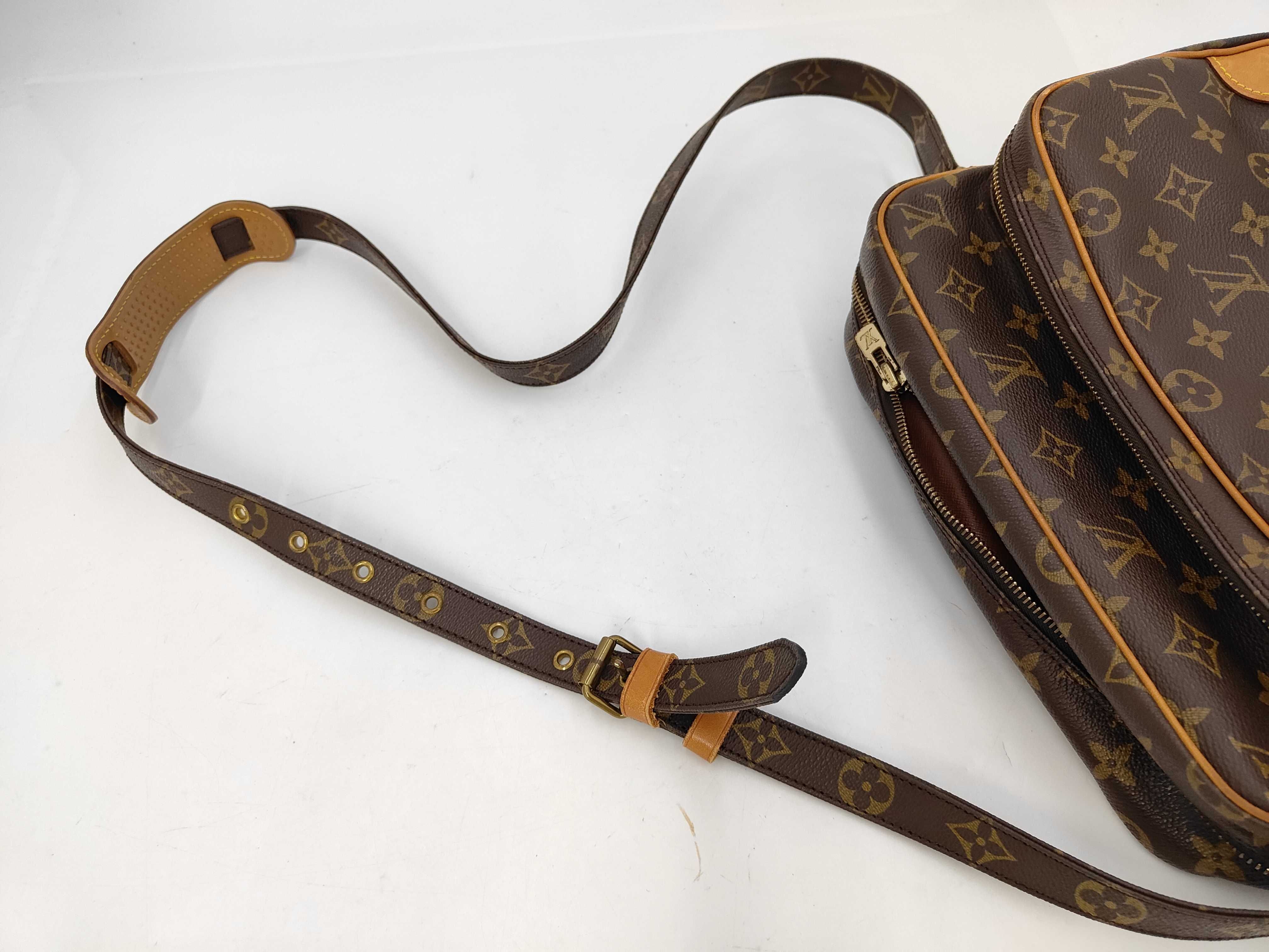 LV Nile Shoulder Bag — view 6