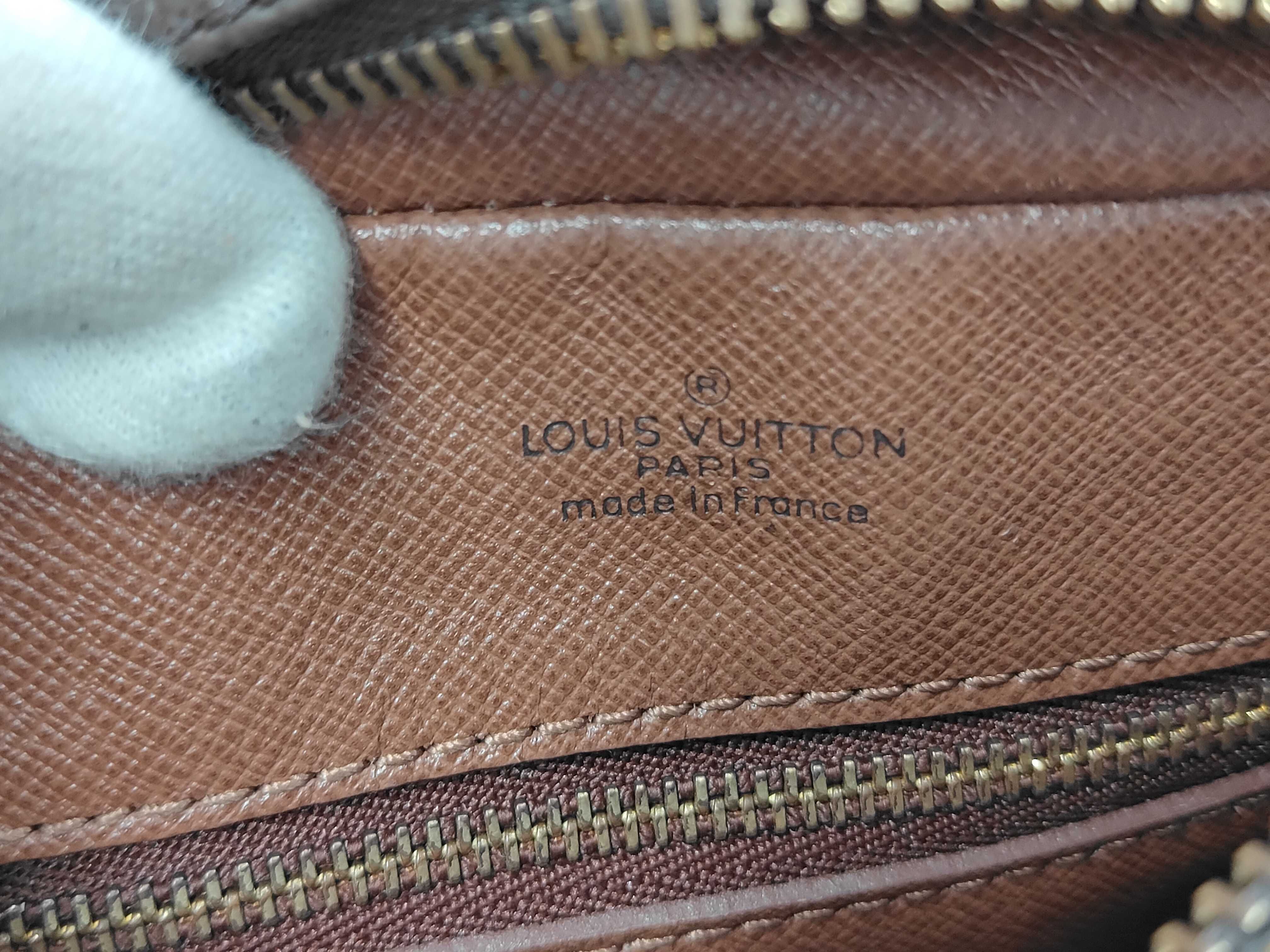 LV Nile Shoulder Bag — view 8