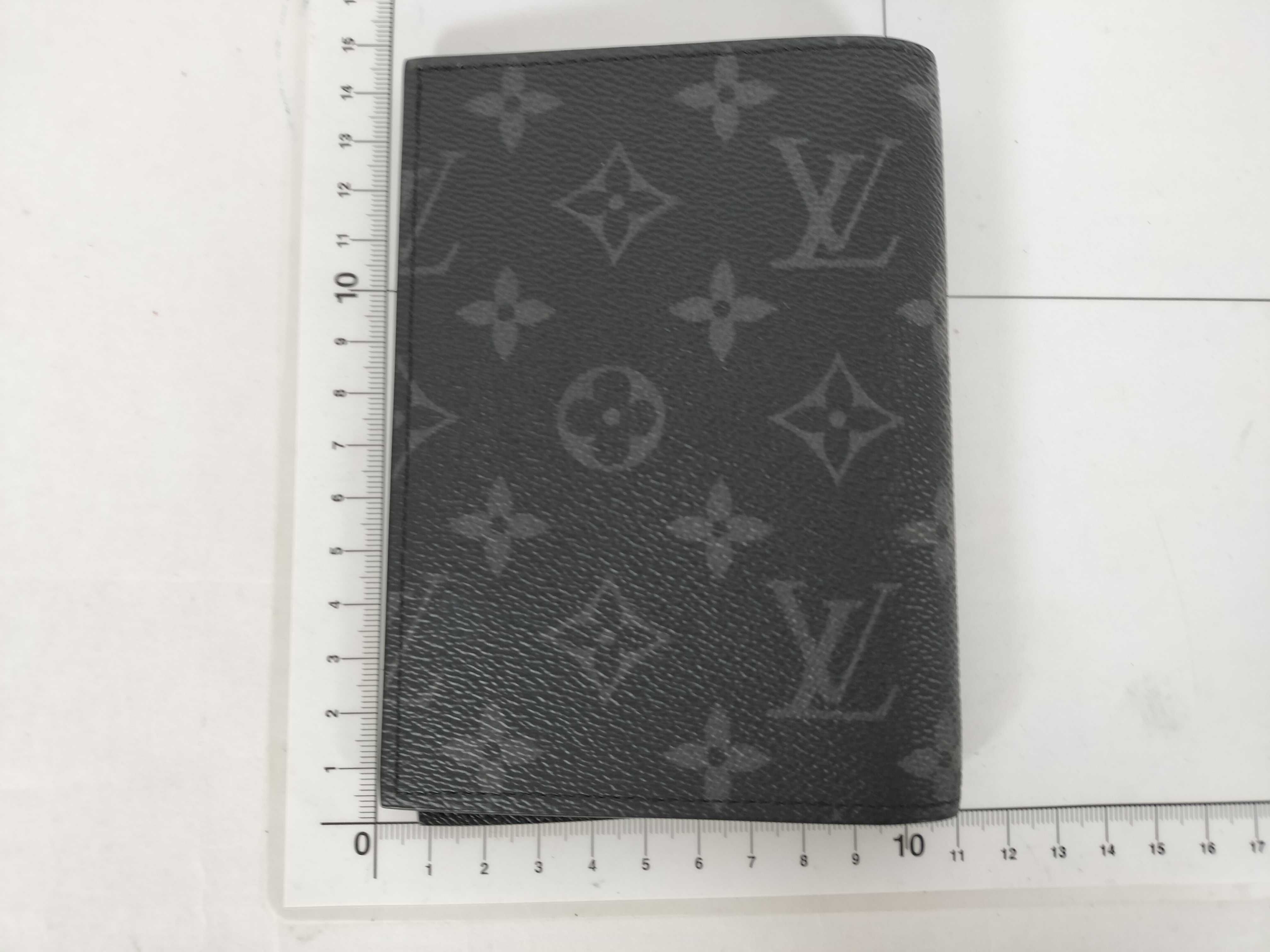 Monogram Louis Vuitton Couverture Passeport M64501 Notebook Cover — view 2
