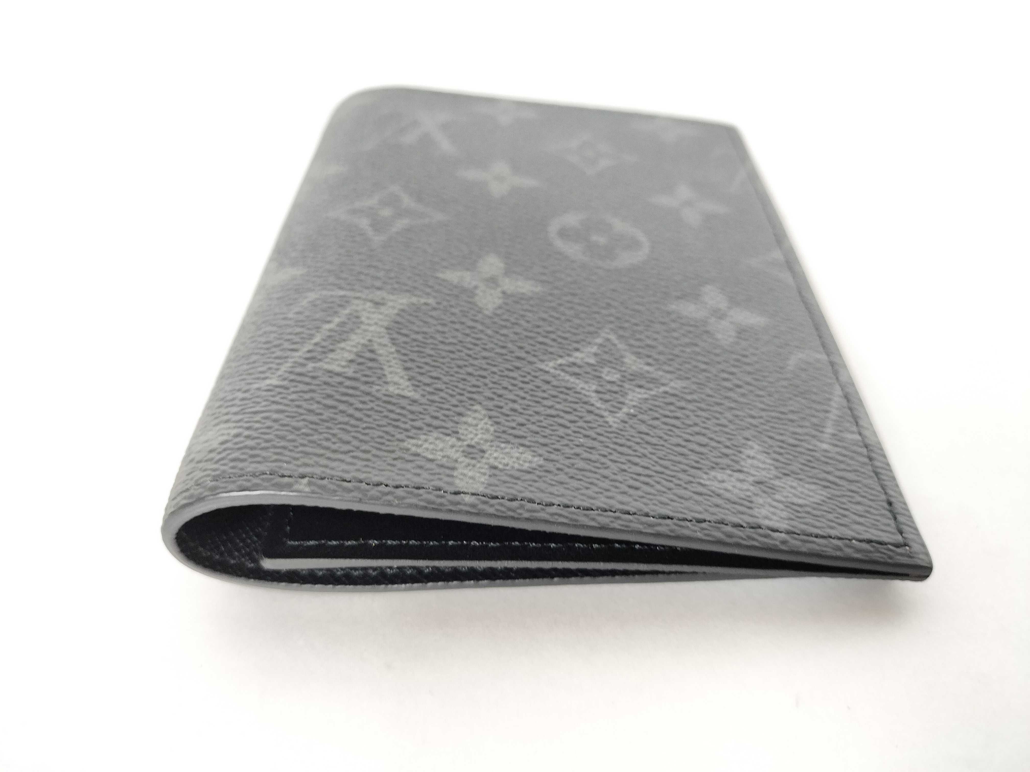Monogram Louis Vuitton Couverture Passeport M64501 Notebook Cover — view 9