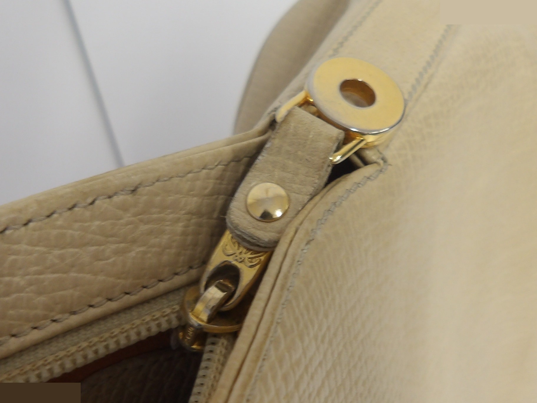 Vintage Shoulder Bag — view 10