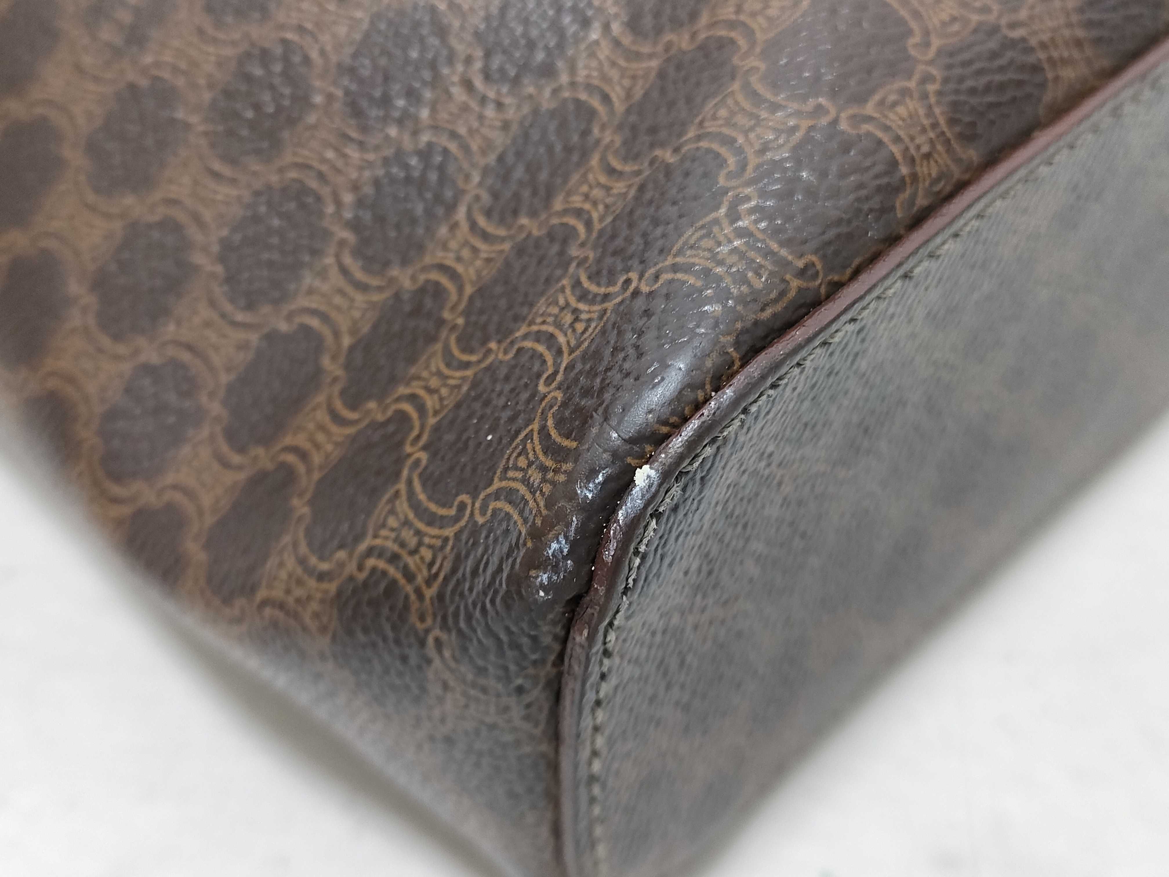 cosmetic pouch — view 7