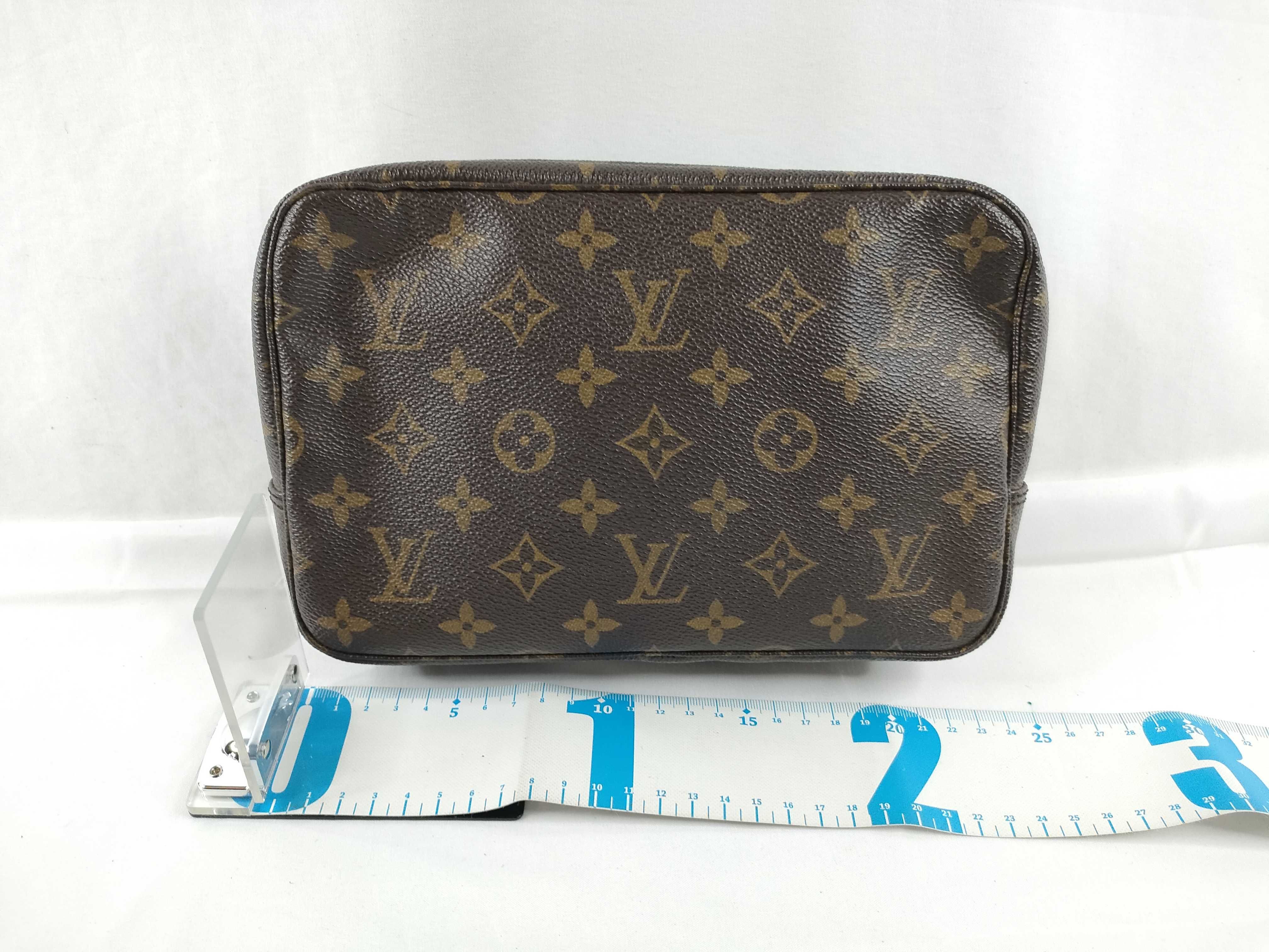 Monogram Louis Vuitton Trousses Toilette 23 Monogram M47524 882TH Second Bag — view 2
