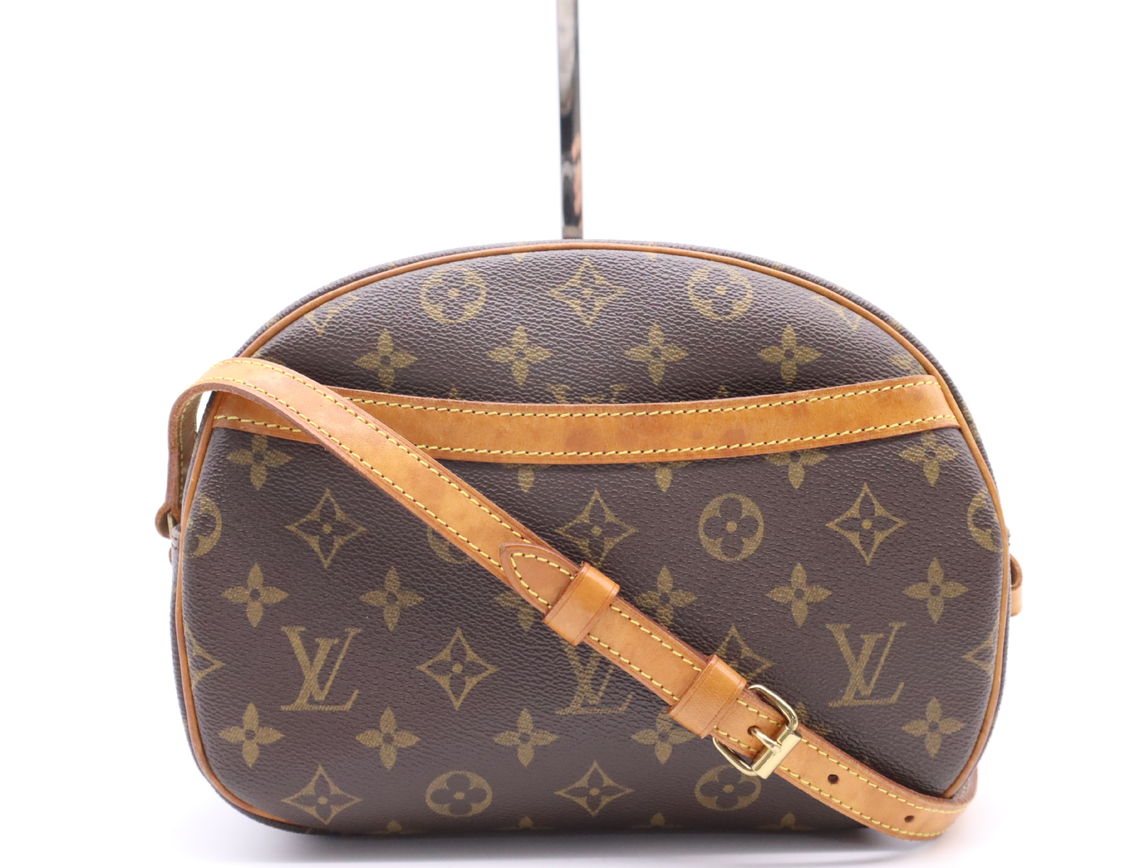 M51221 Monogram Blois Shoulder Bag