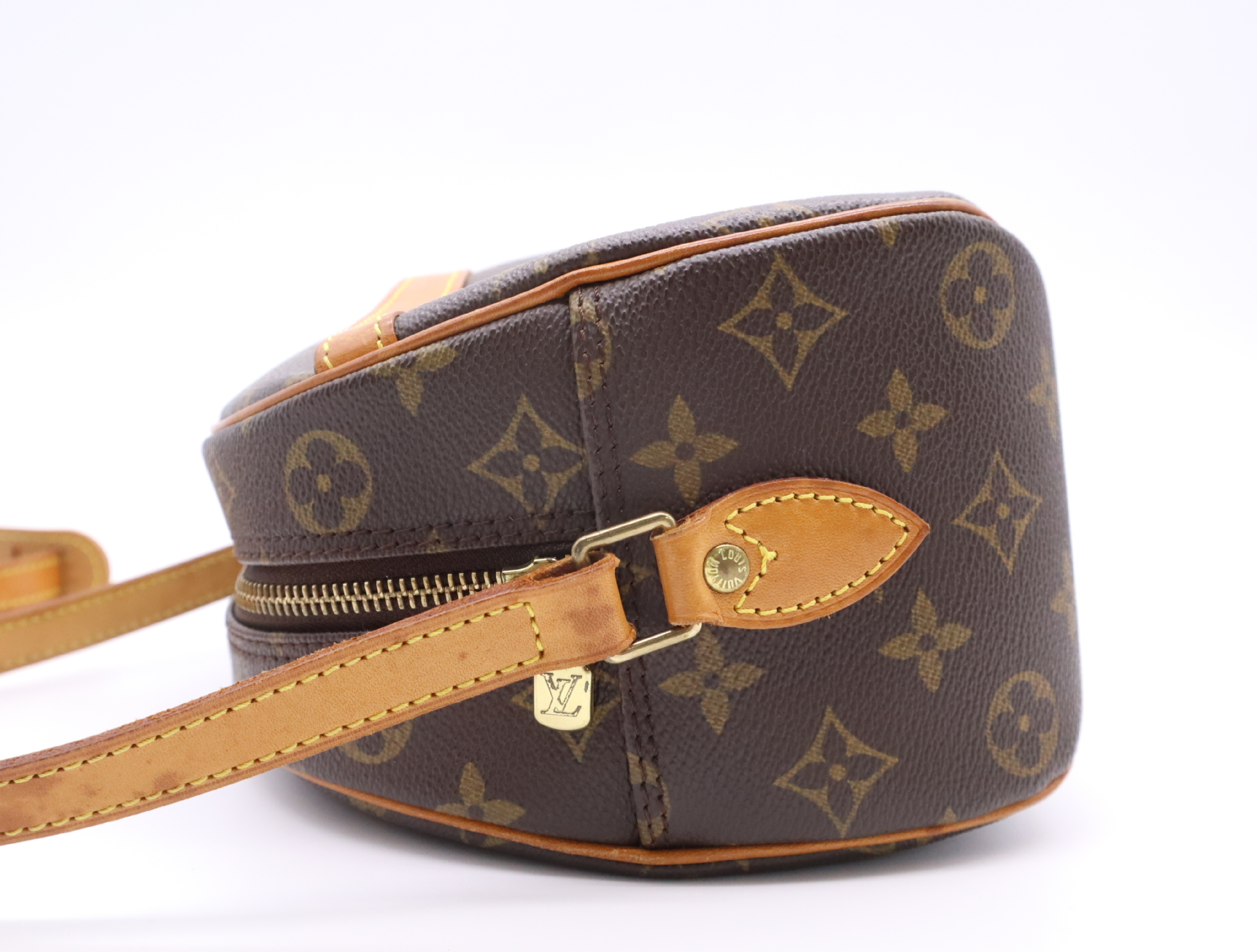 M51221 Monogram Blois Shoulder Bag — view 3