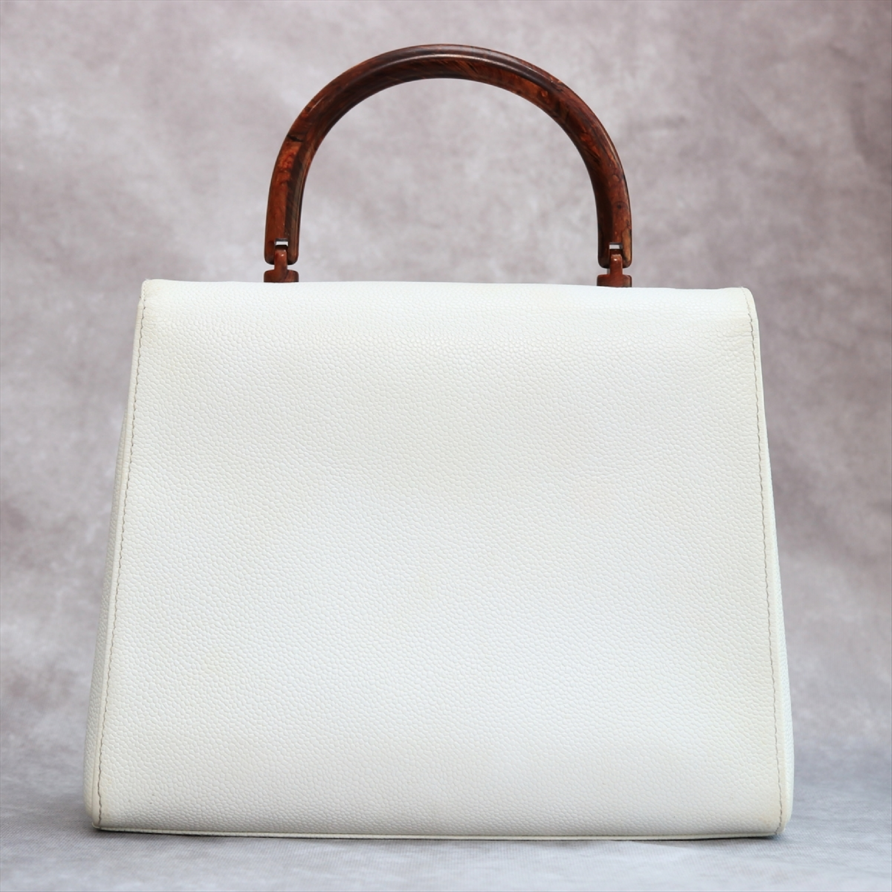 Cavitation Leather Top Handle Coco Mark Wood Handle Handbag — view 2