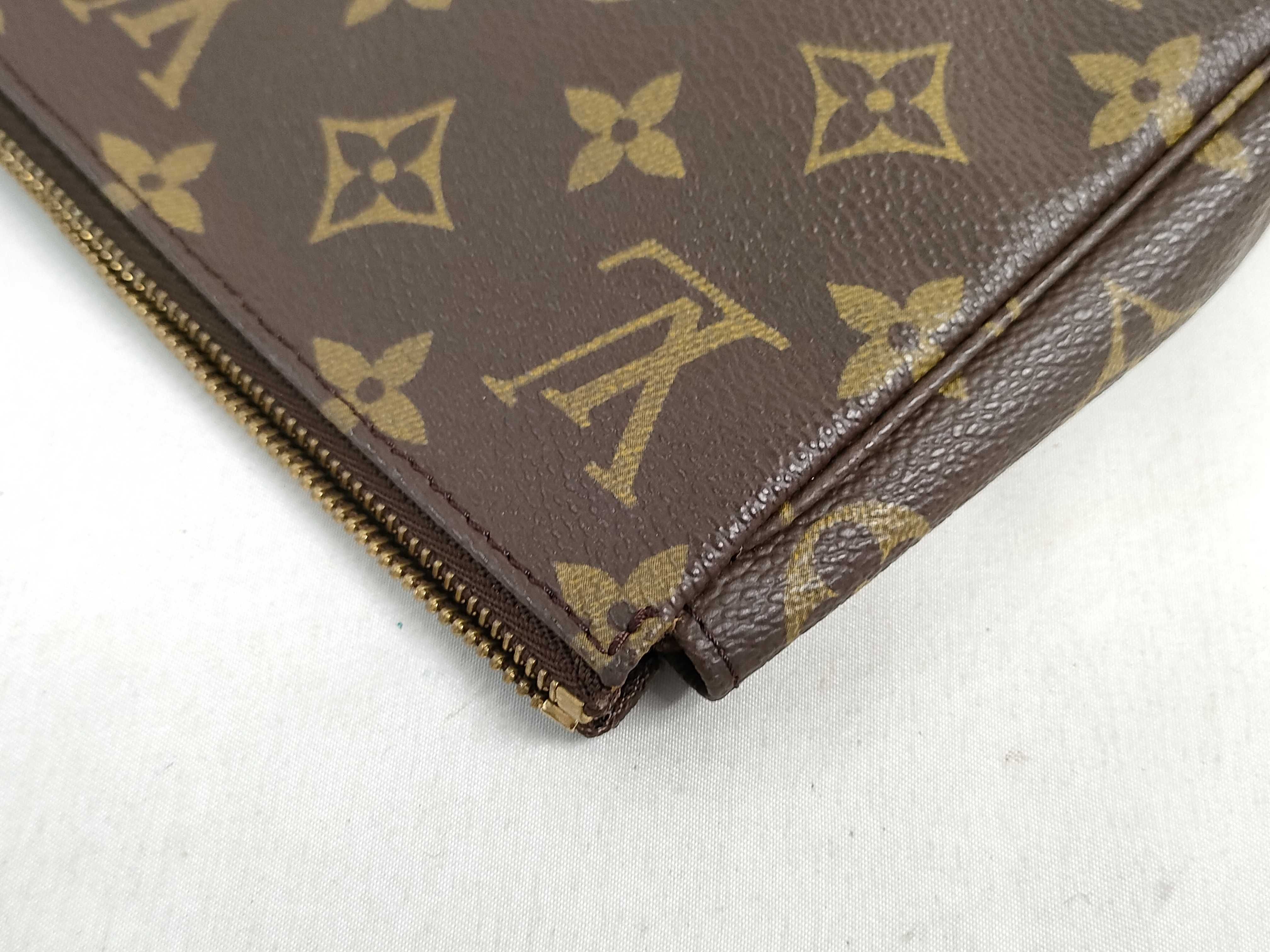 Monogram Louis Vuitton Monogram Accessoires Handbag — view 13