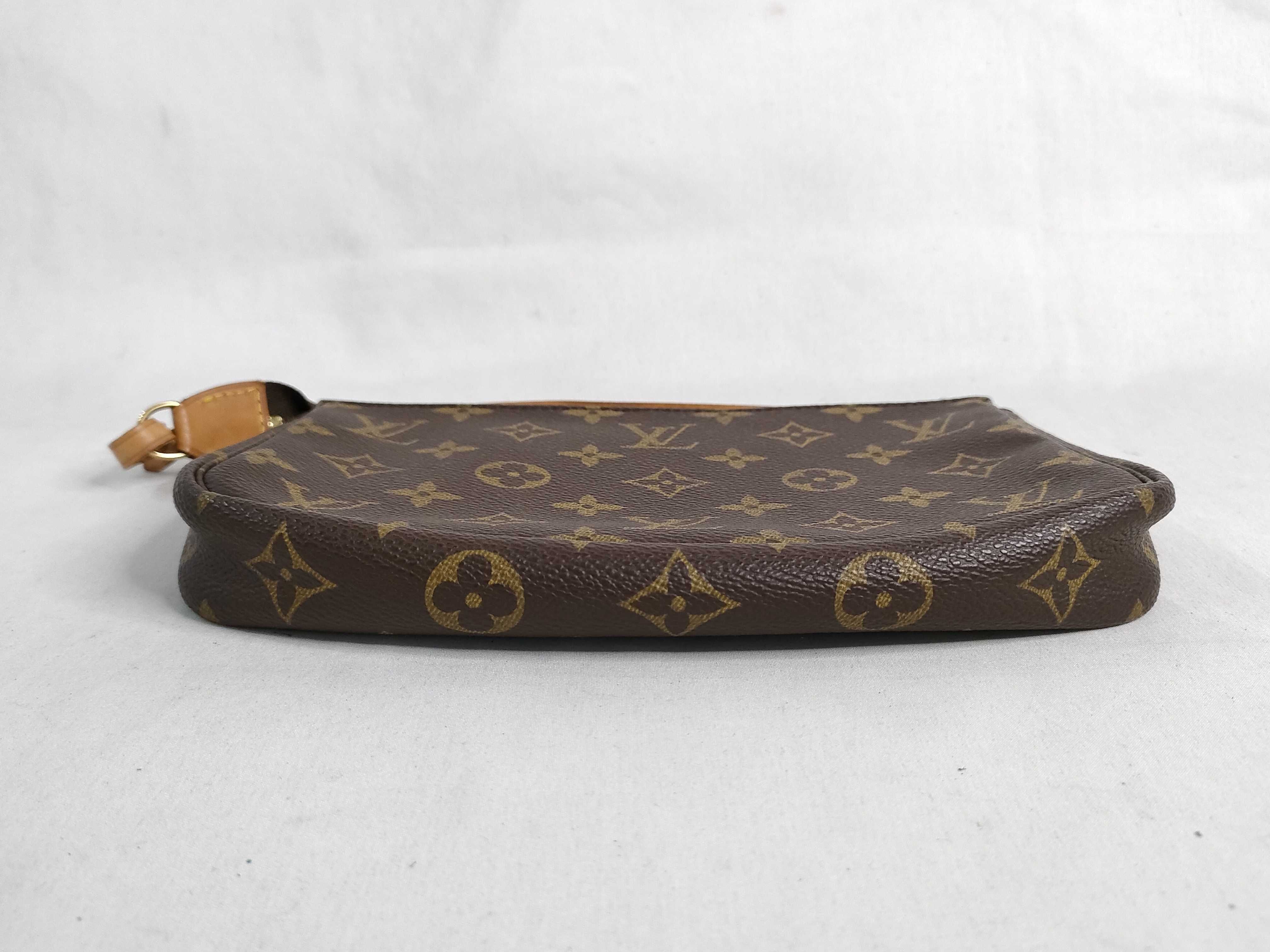 Monogram Louis Vuitton Monogram Accessoires Handbag — view 7