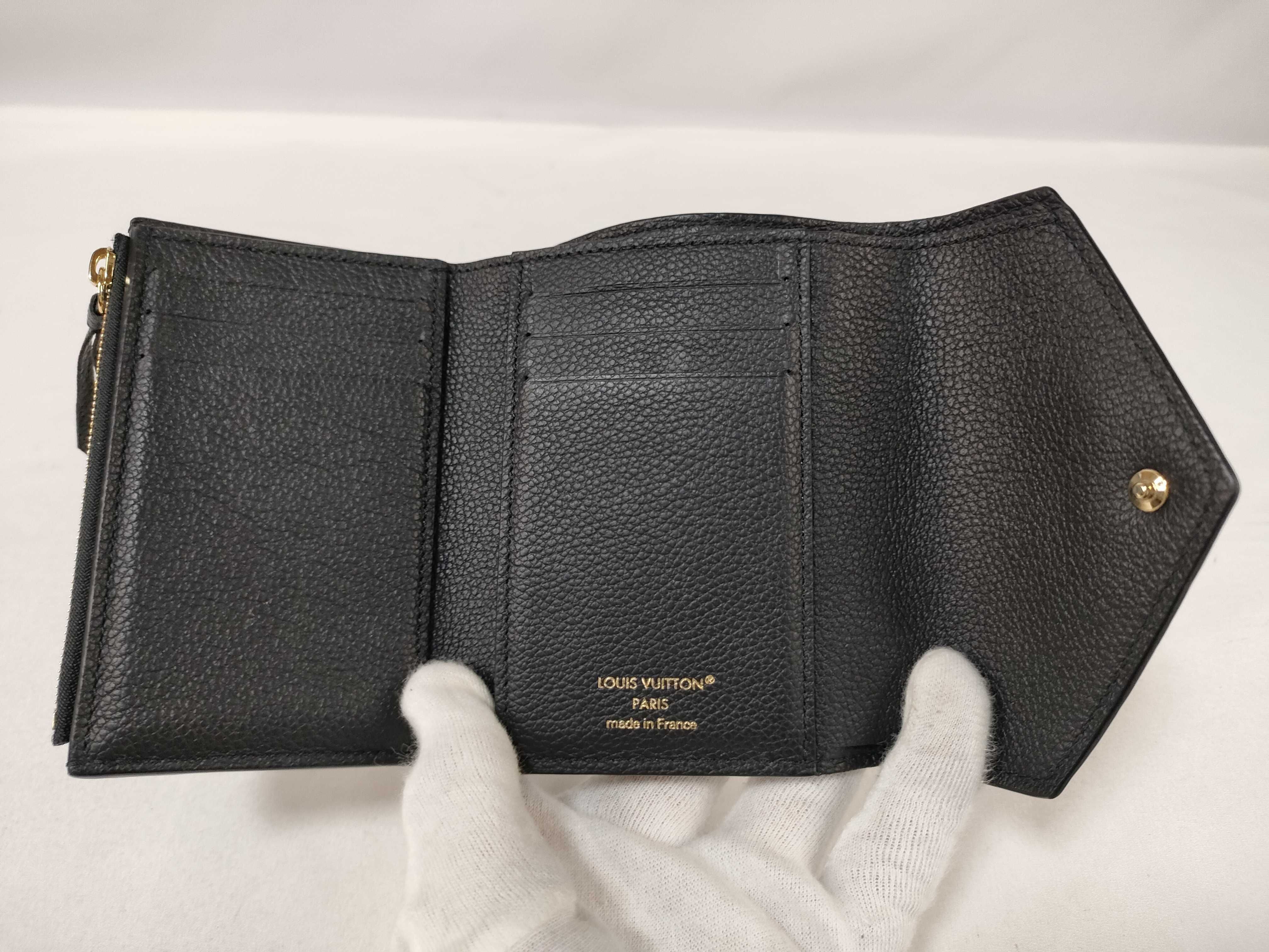 Monogram Empreinte LOUIS_VUITTON M64060 Portefeuille Victorine IC Wallet — view 12