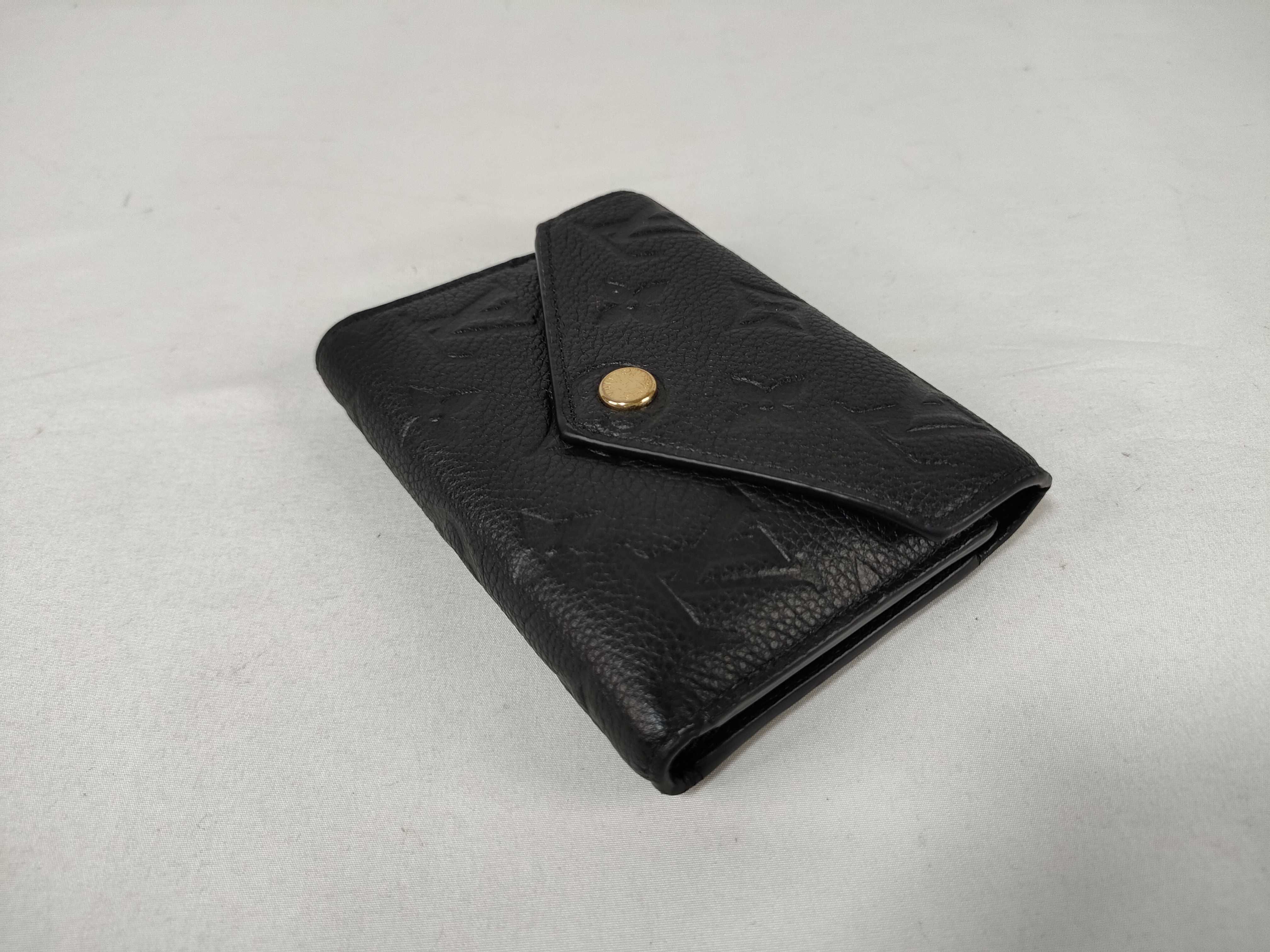Monogram Empreinte LOUIS_VUITTON M64060 Portefeuille Victorine IC Wallet — view 4