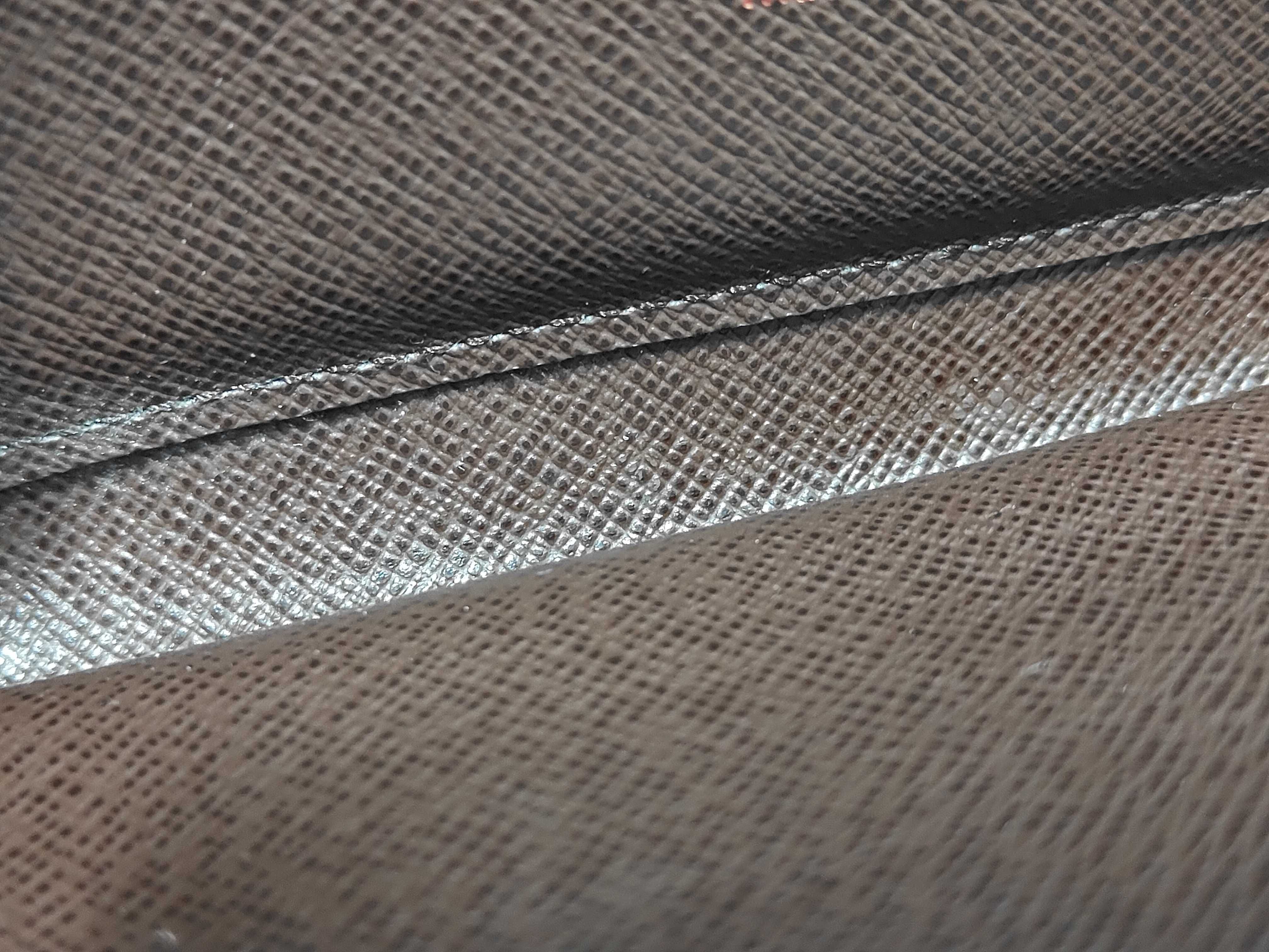 N60015 Damier Round Zip Wallet — view 11