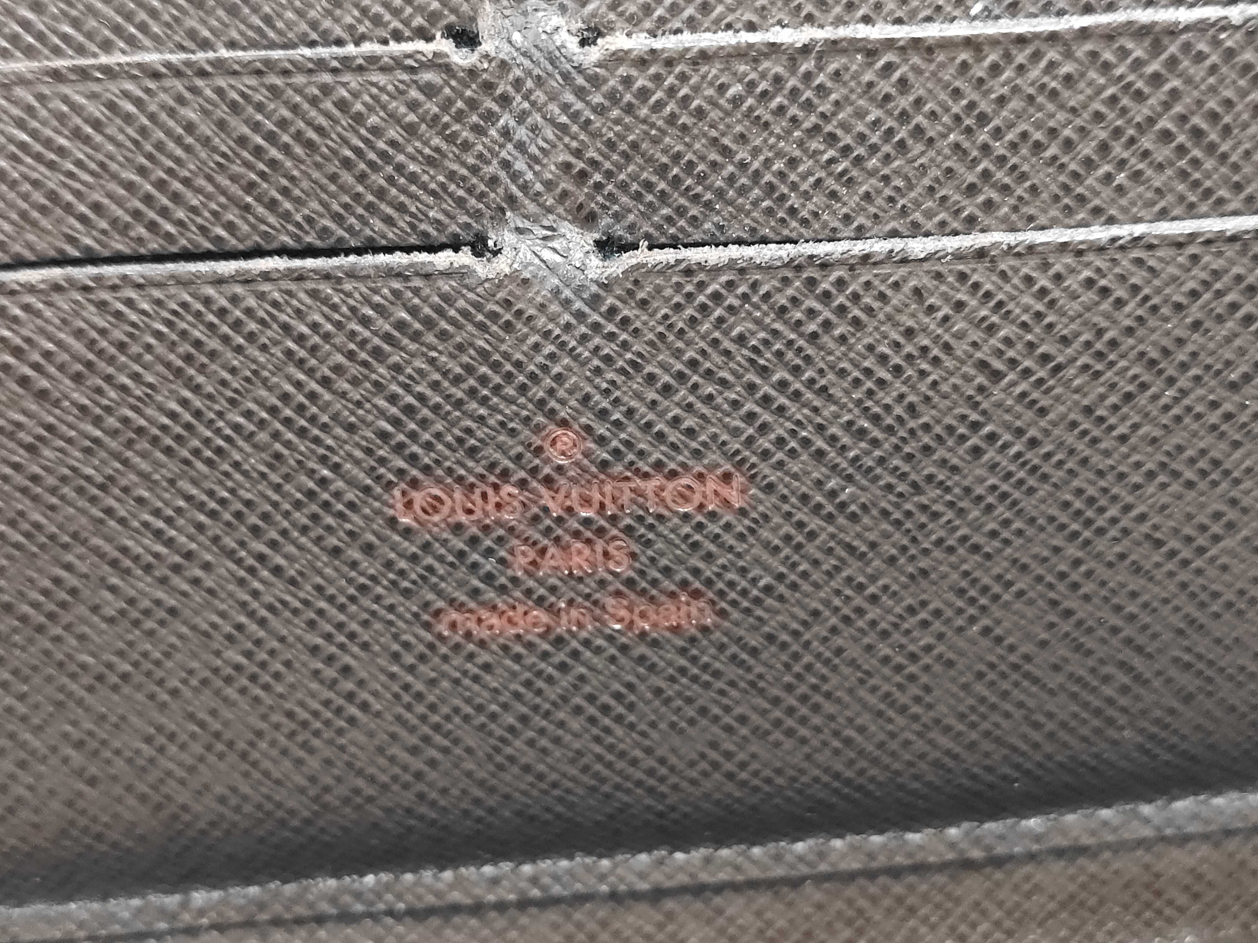 N60015 Damier Round Zip Wallet — view 10