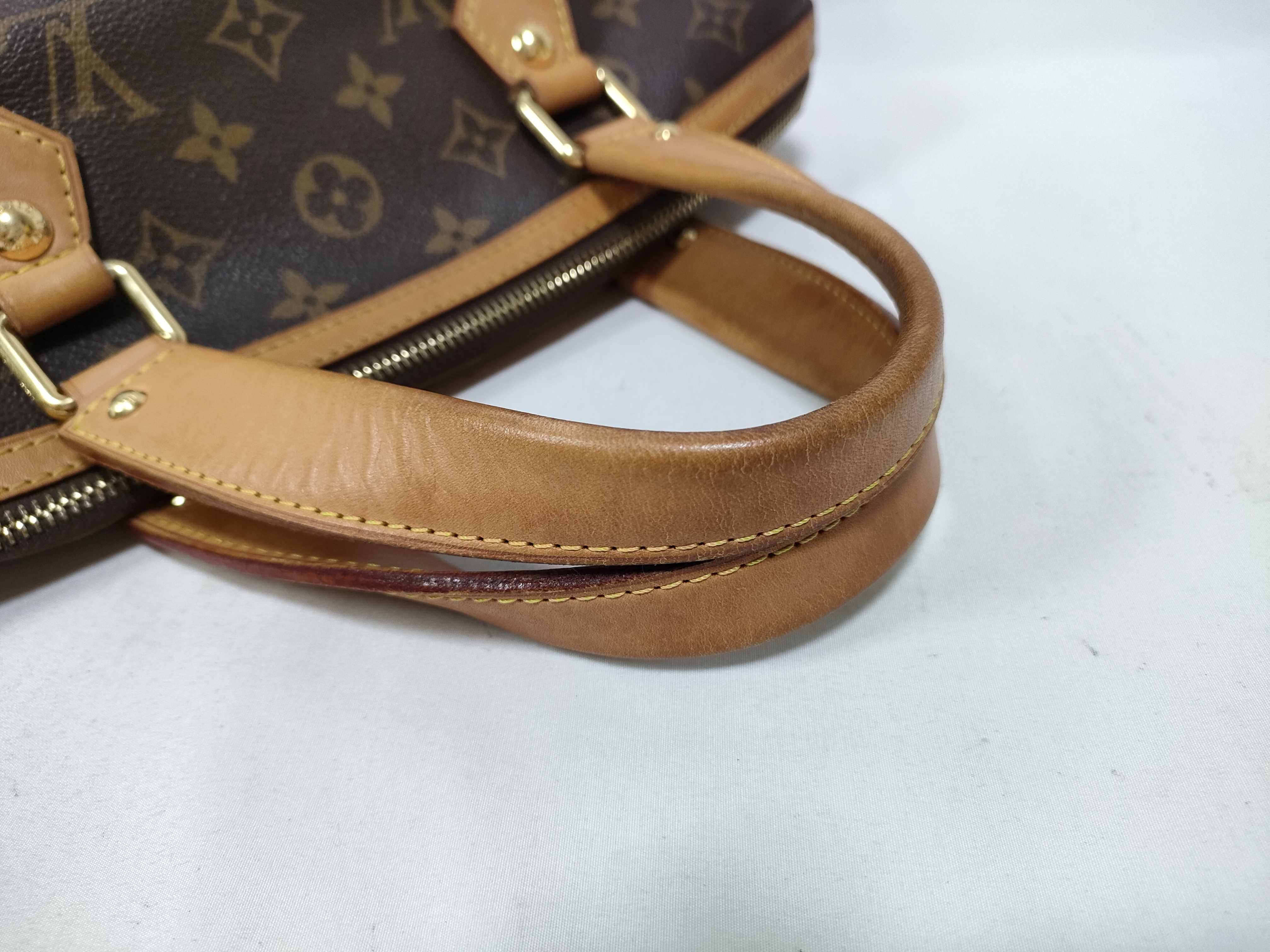 Monogram Louis Vuitton Monogram Hand Shoulder Bag Handbag — view 8