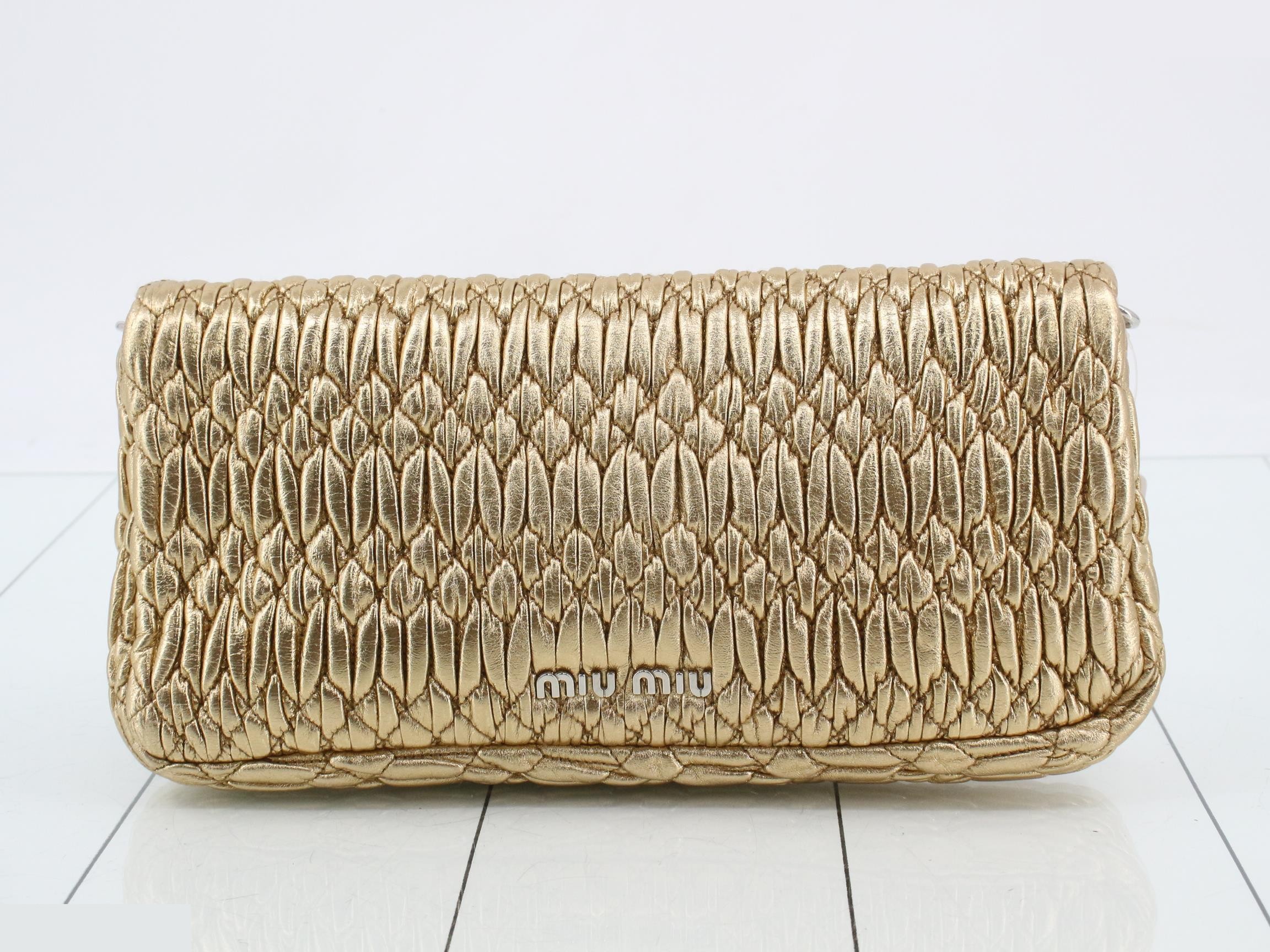 Matelassé (bag) - Shoulder bag — view 2