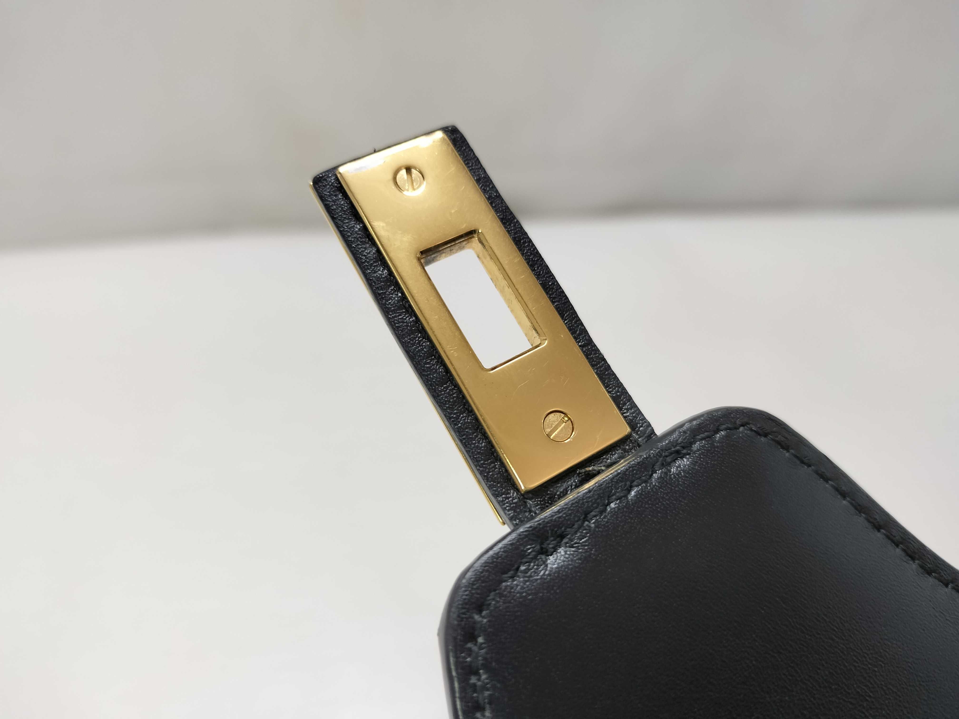 Seize 16 handbag — view 13