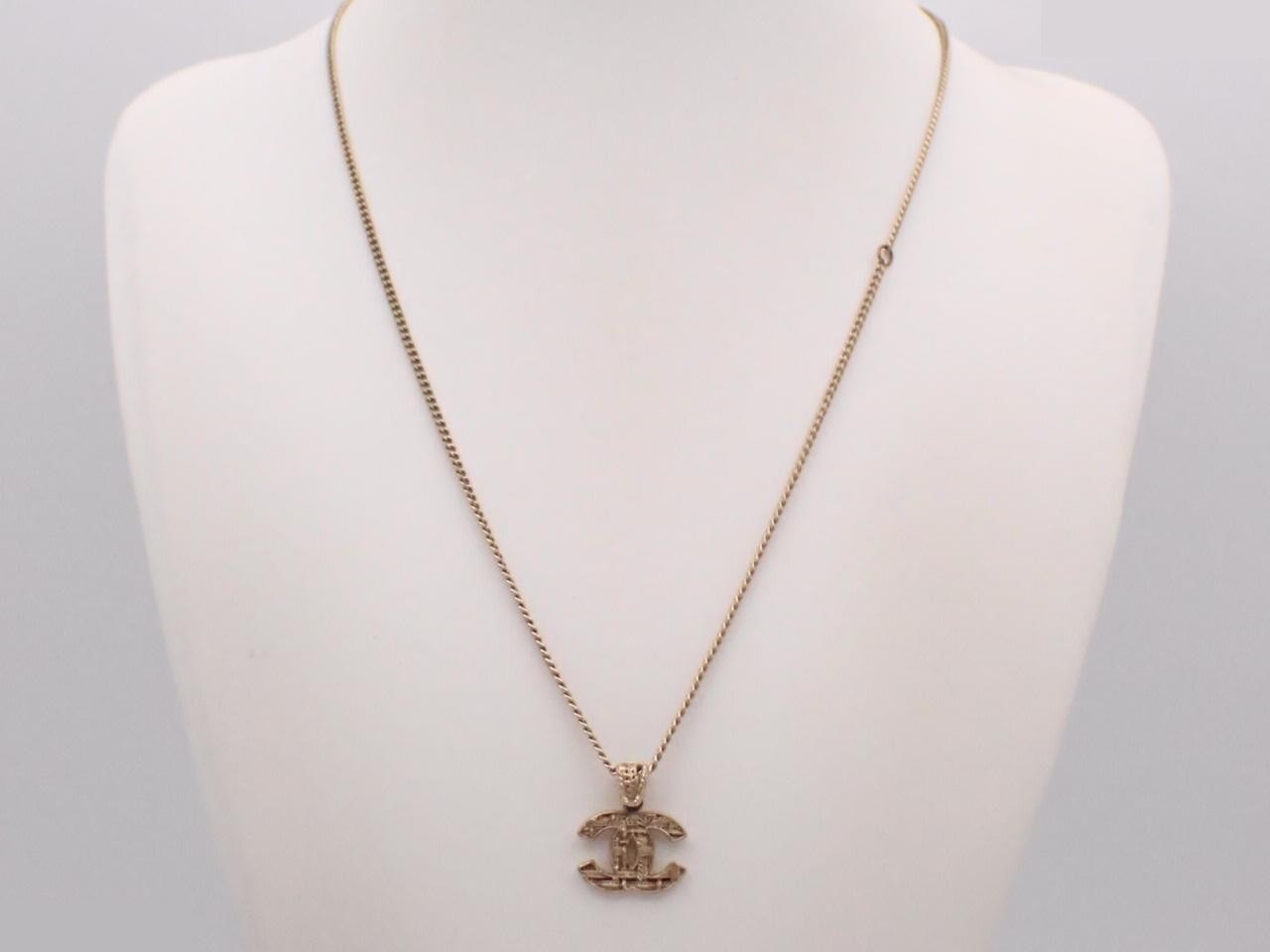 Vintage Classic (Precious Metal) Necklace Pendant, Chain approx. 60cm — view 3