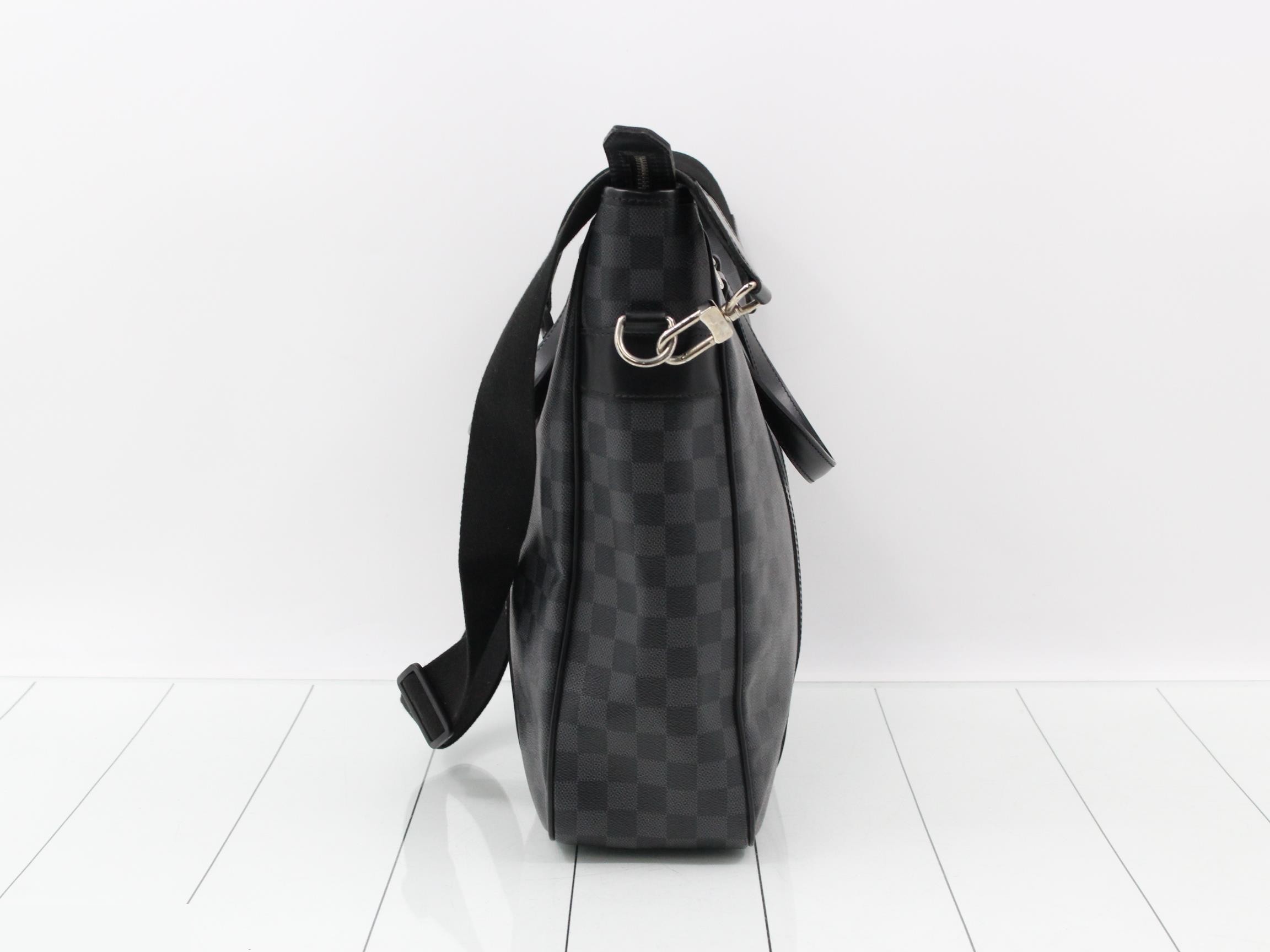 Damier Graphite Tadao 2-Way Shoulder — view 3