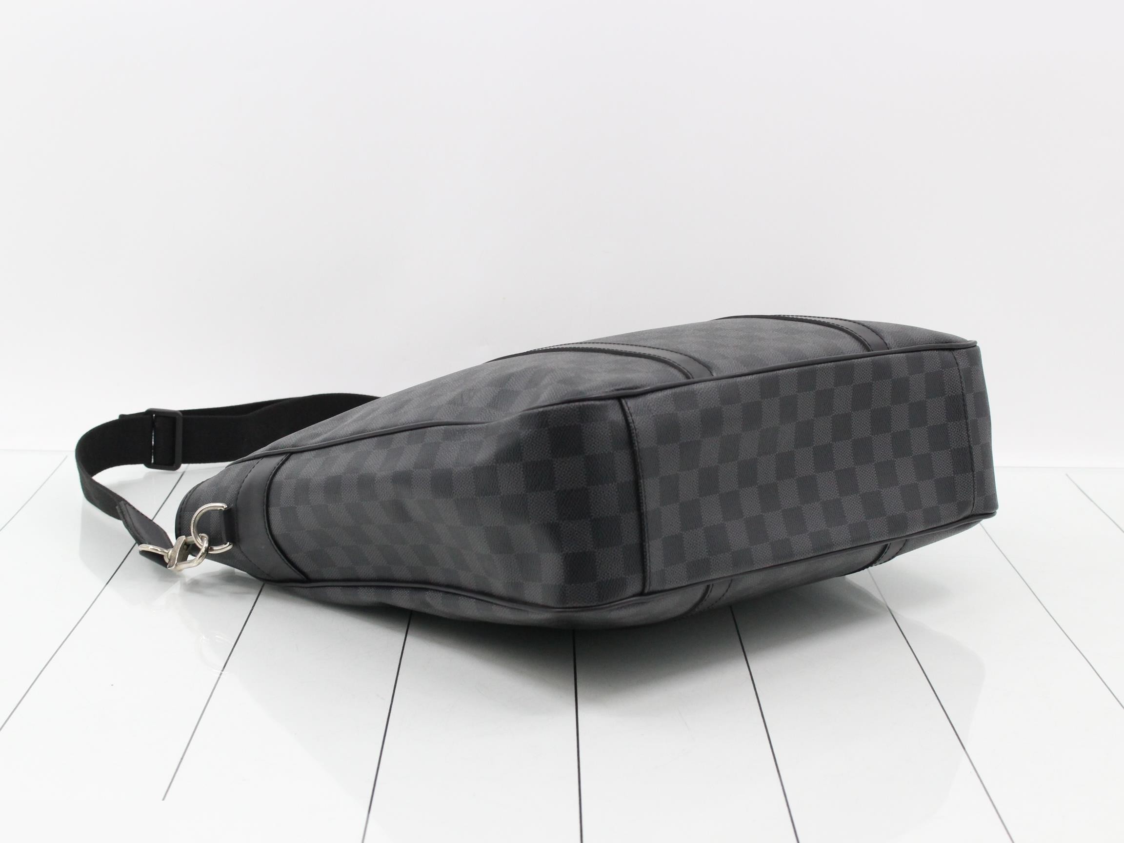 Damier Graphite Tadao 2-Way Shoulder — view 5