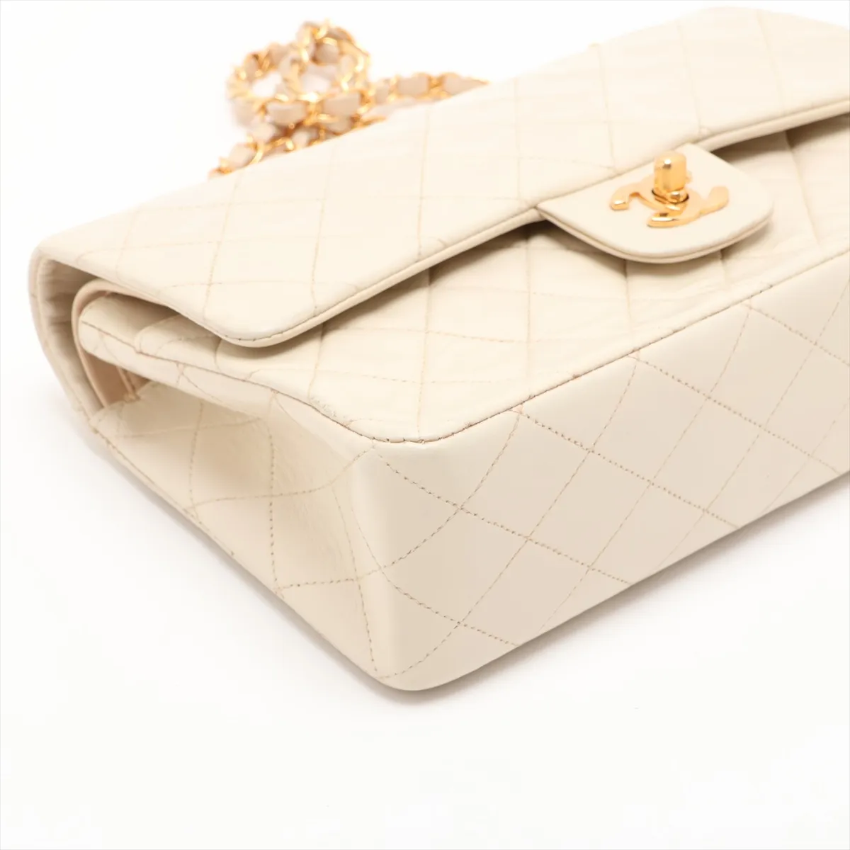 Matelassé 25 Lambskin Double Flap Double Chain Bag, Beige, Gold Hardware, 4429958, Series 4, A01112 — view 4