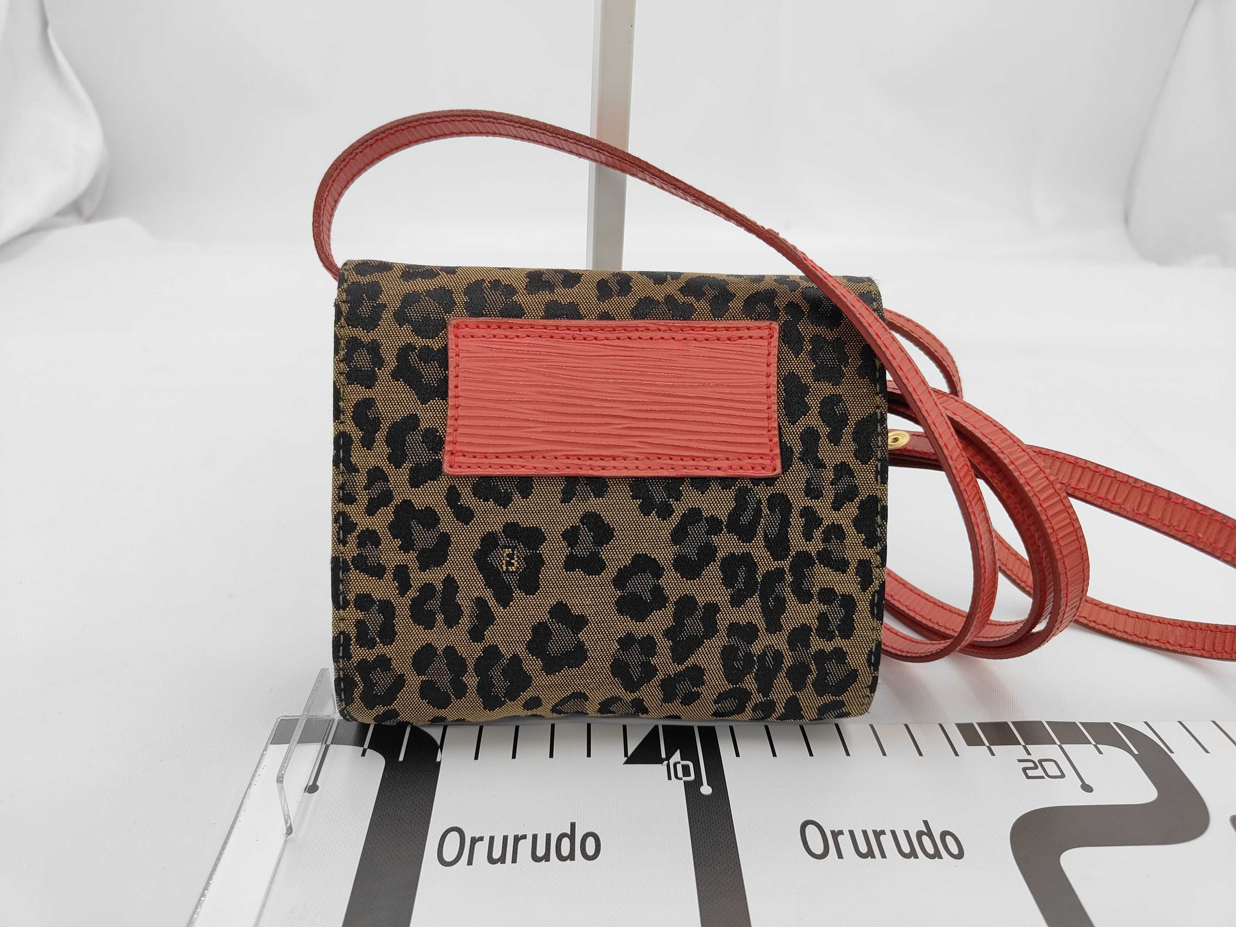 Shoulder Wallet Shoulder Bag — view 2
